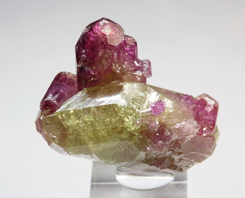 bi-color VESUVIANITE floater