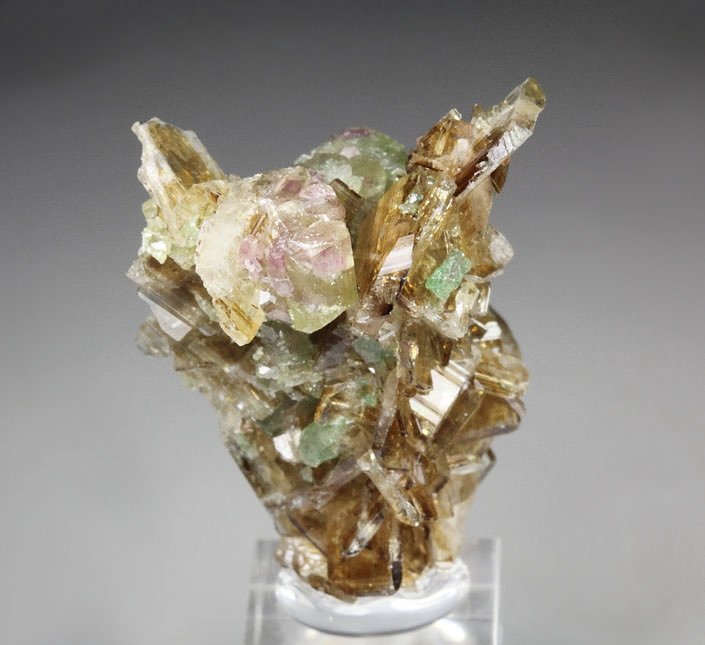 DIOPSIDE, VESUVIANITE