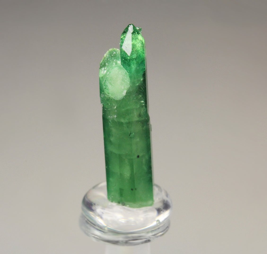 gemmy VESUVIANITE var. CHROMIAN