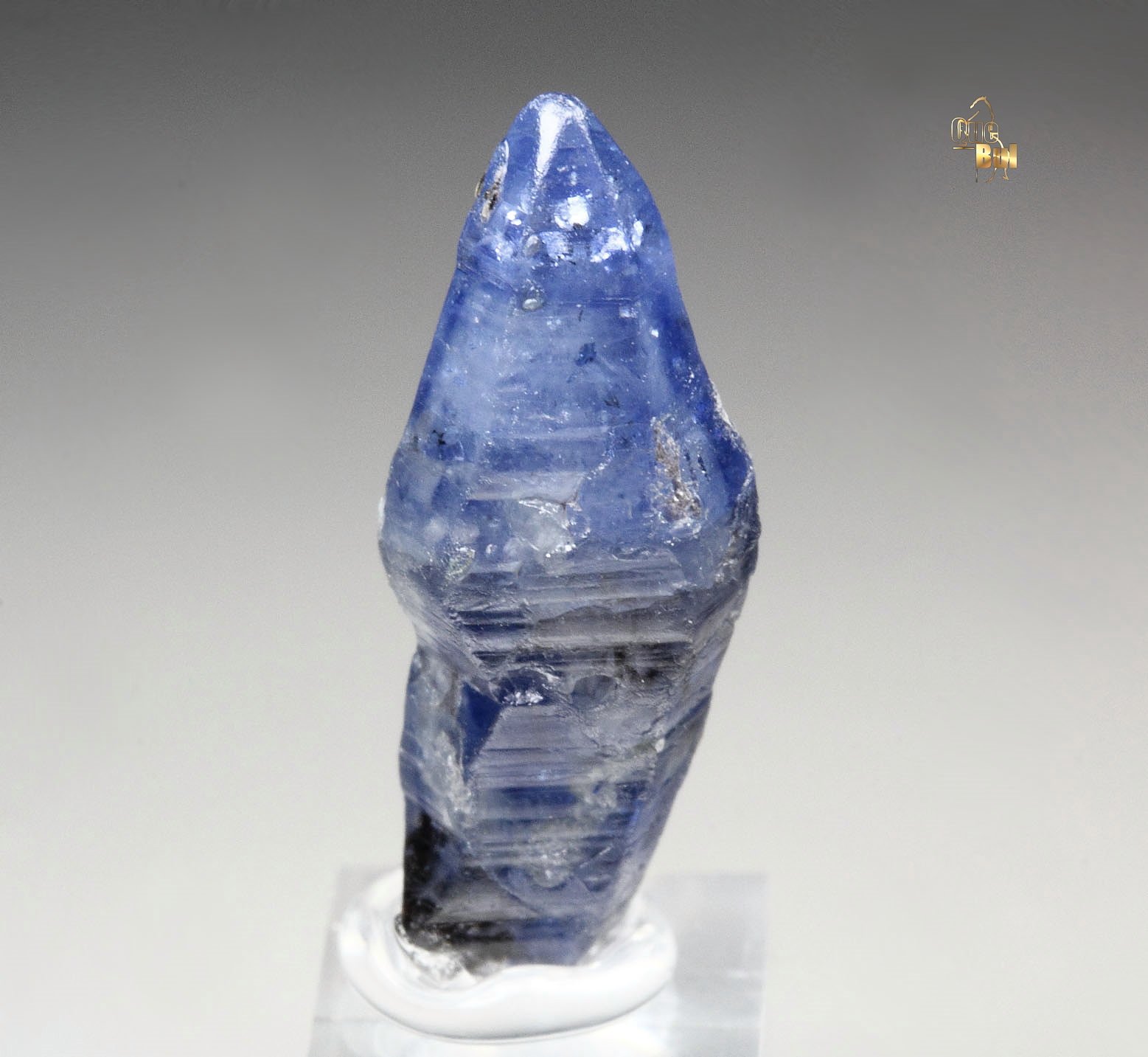 gem CORUNDUM var. SAPPHIRE