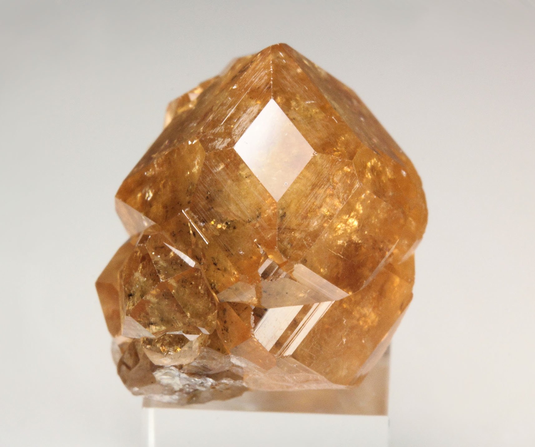 gem GARNET var. GROSSULAR