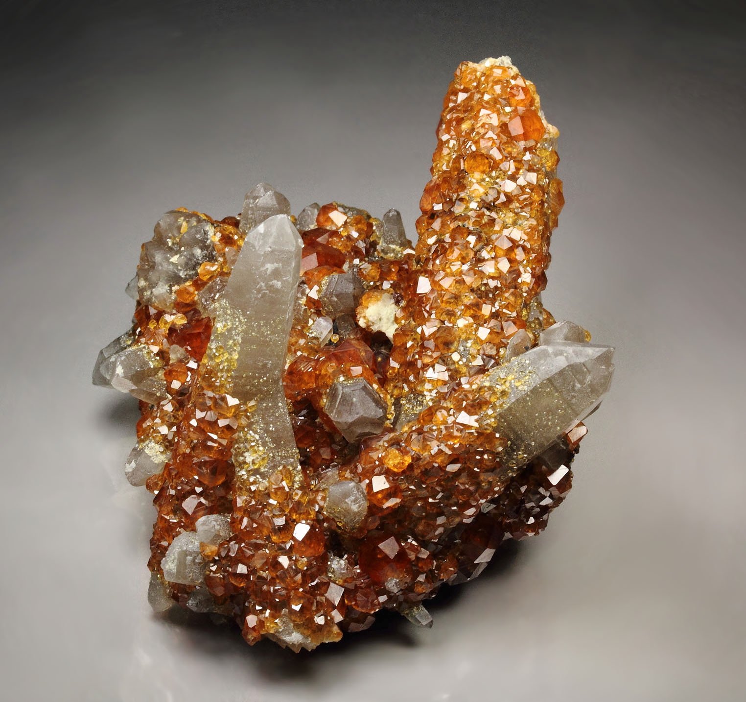 gem GARNET var. SPESSARTINE, QUARTZ var. SMOKY