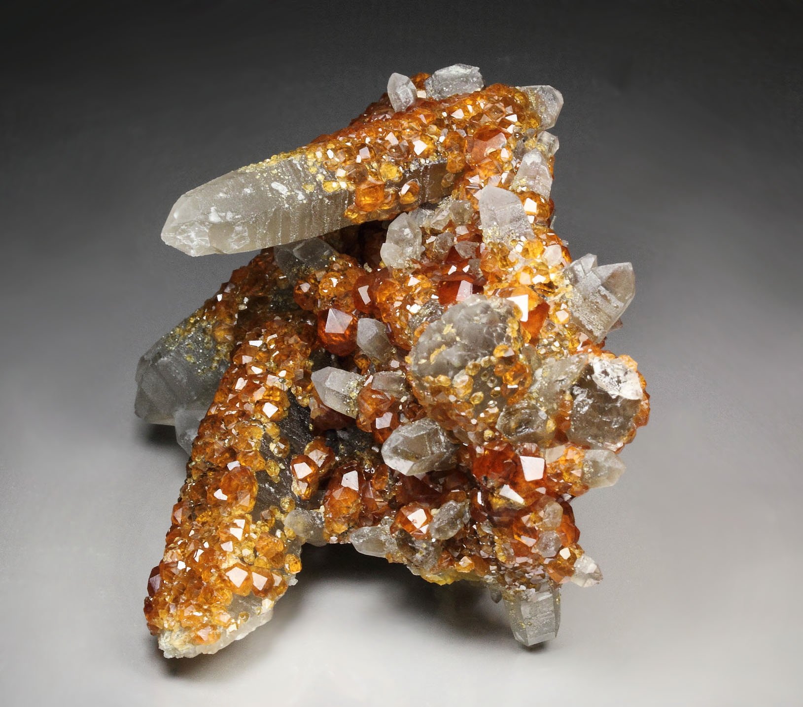 gem GARNET var. SPESSARTINE, QUARTZ var. SMOKY