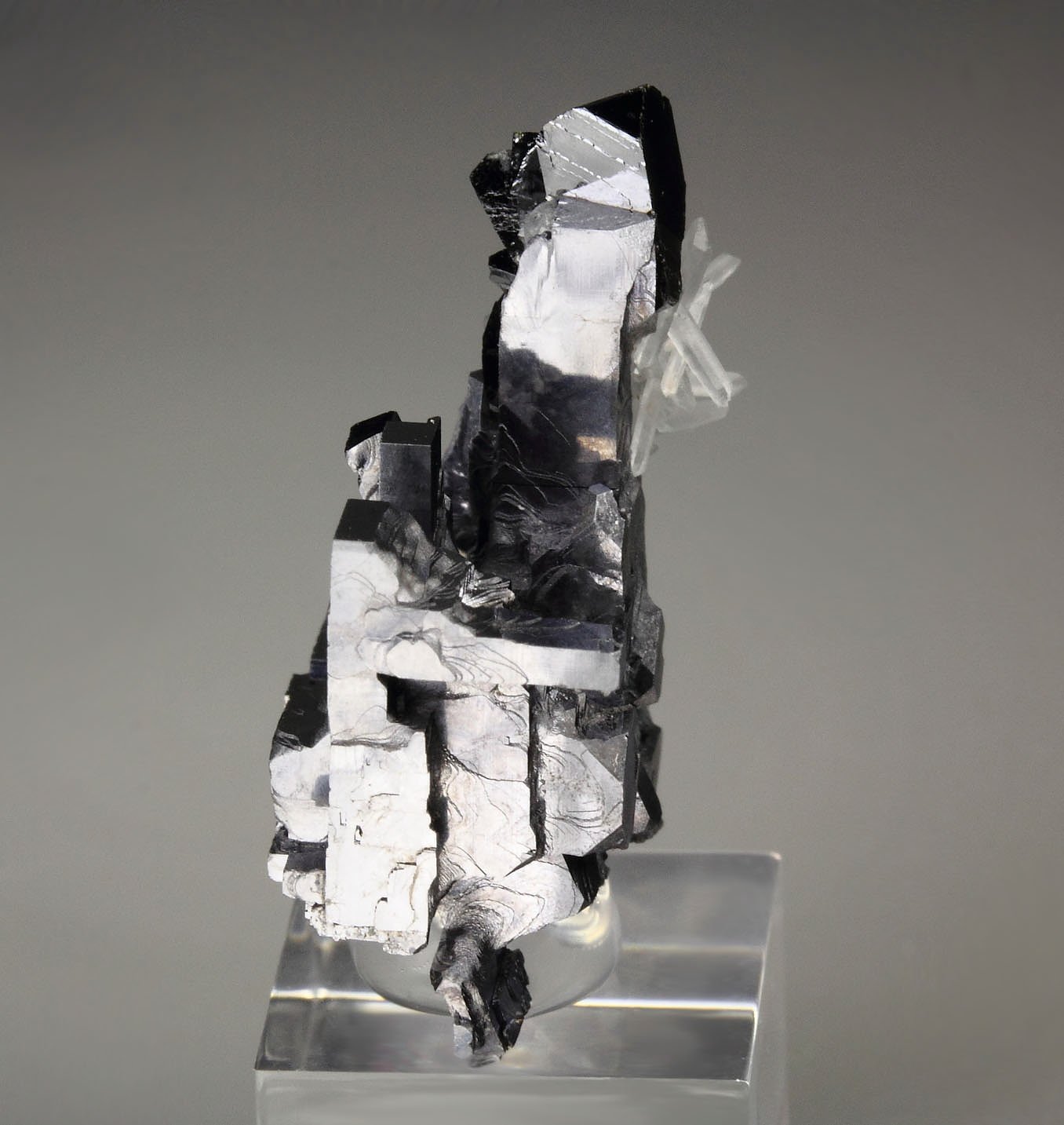 skeletal GALENA, SPHALERITE, QUARTZ