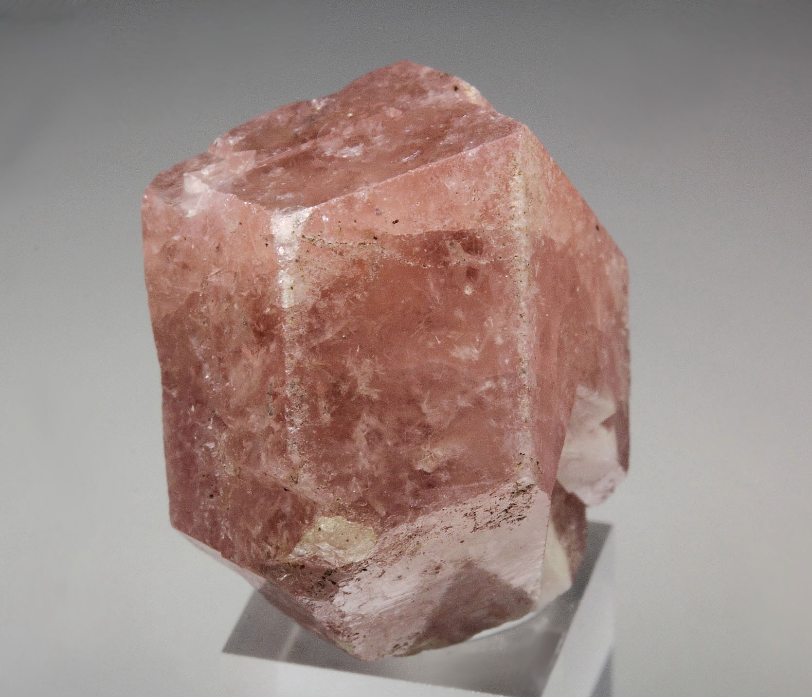 GARNET var. GROSSULAR