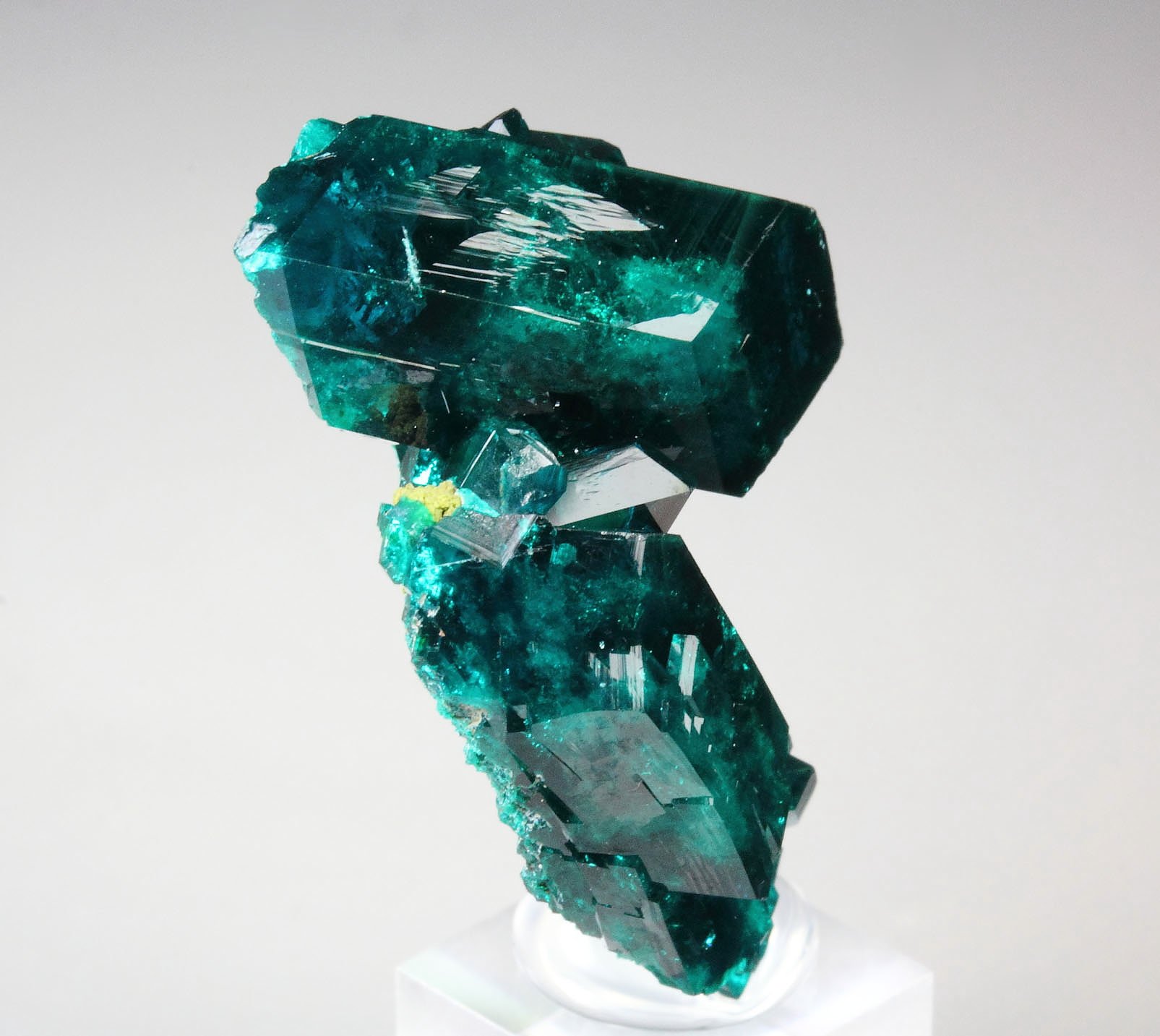 gem DIOPTASE bi-terminated