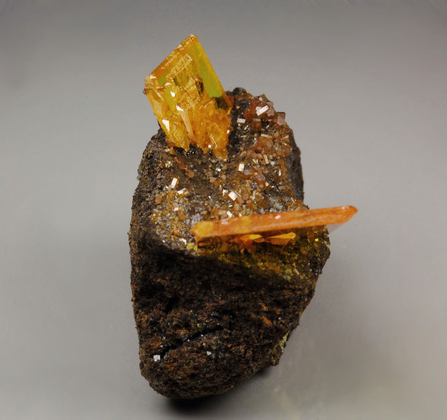 WULFENITE, VANADINITE