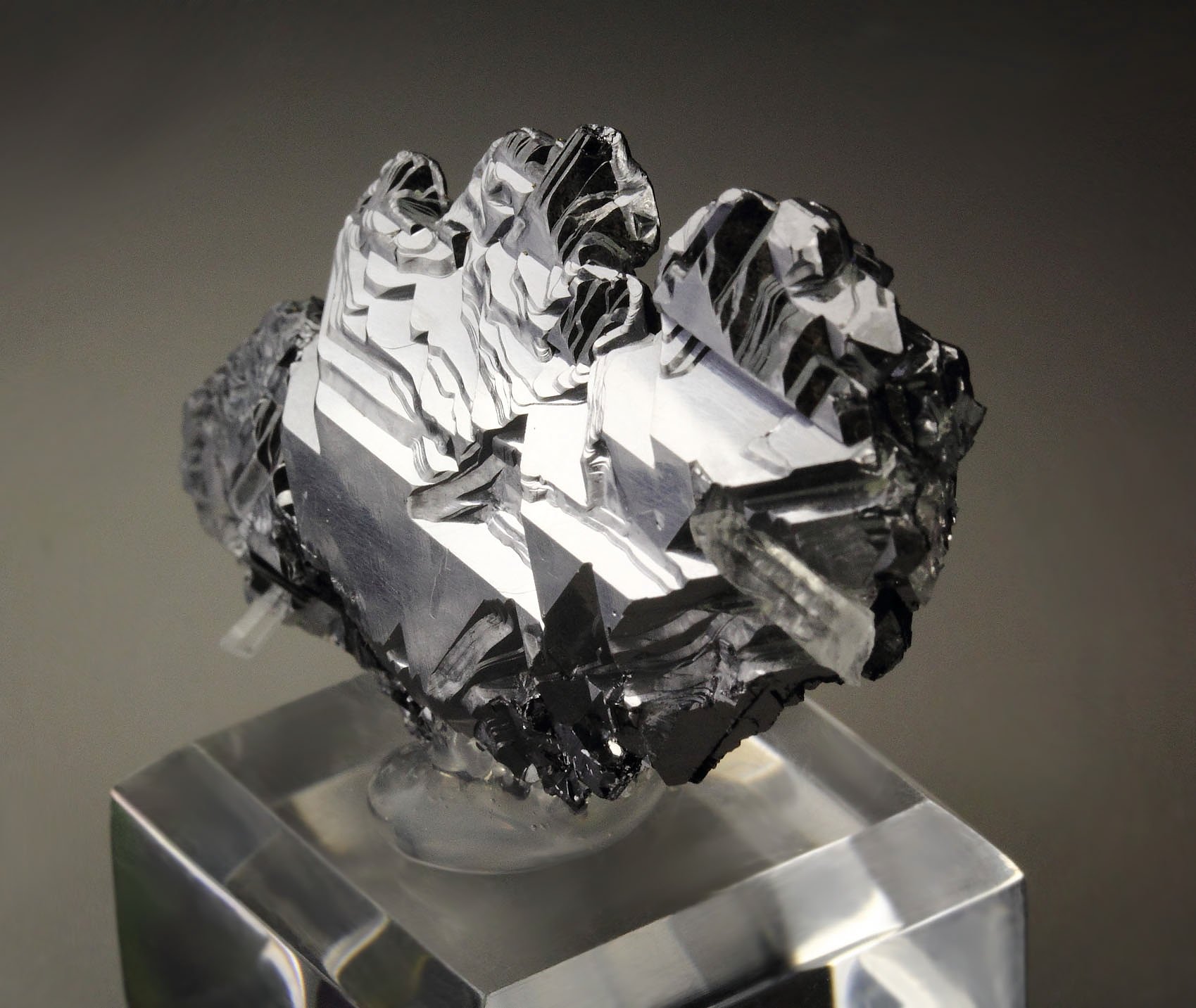 GALENA - SPINEL LAW TWIN, QUARTZ