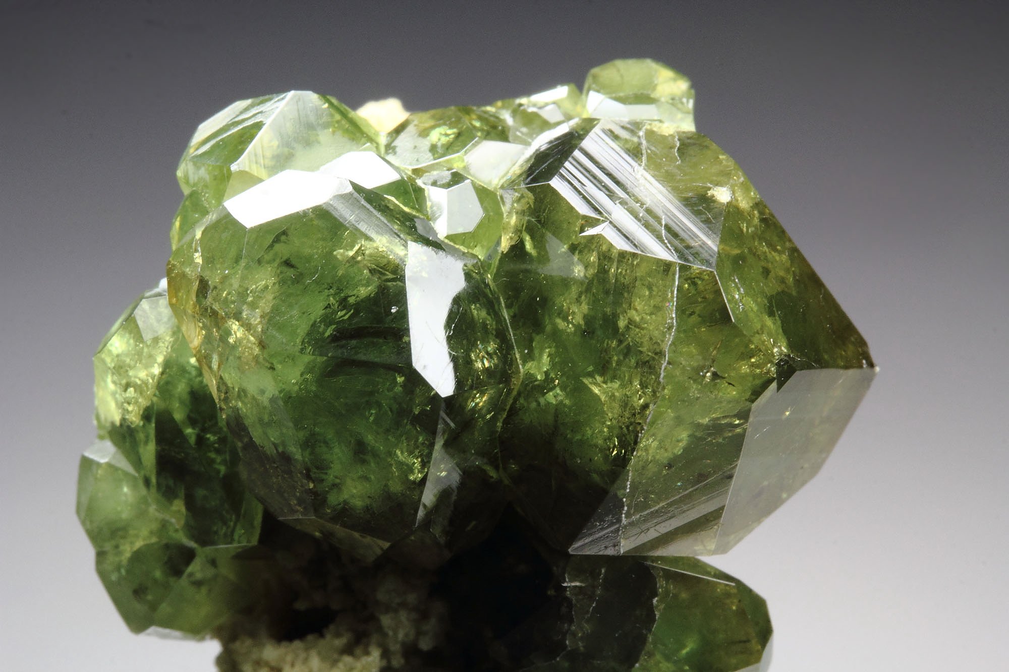 gem GARNET var. ANDRADITE var. DEMANTOID