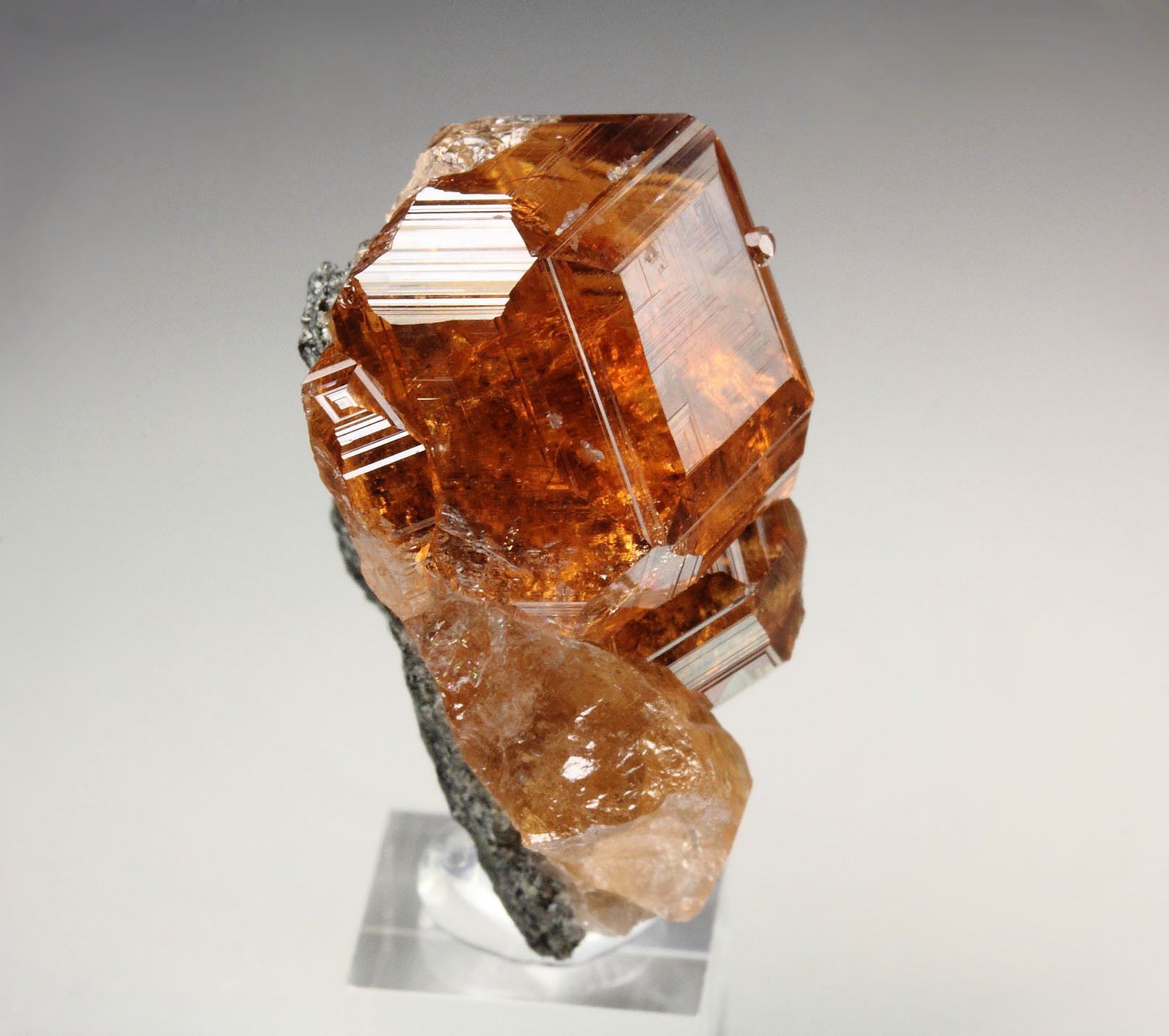 gem GARNET var. GROSSULAR