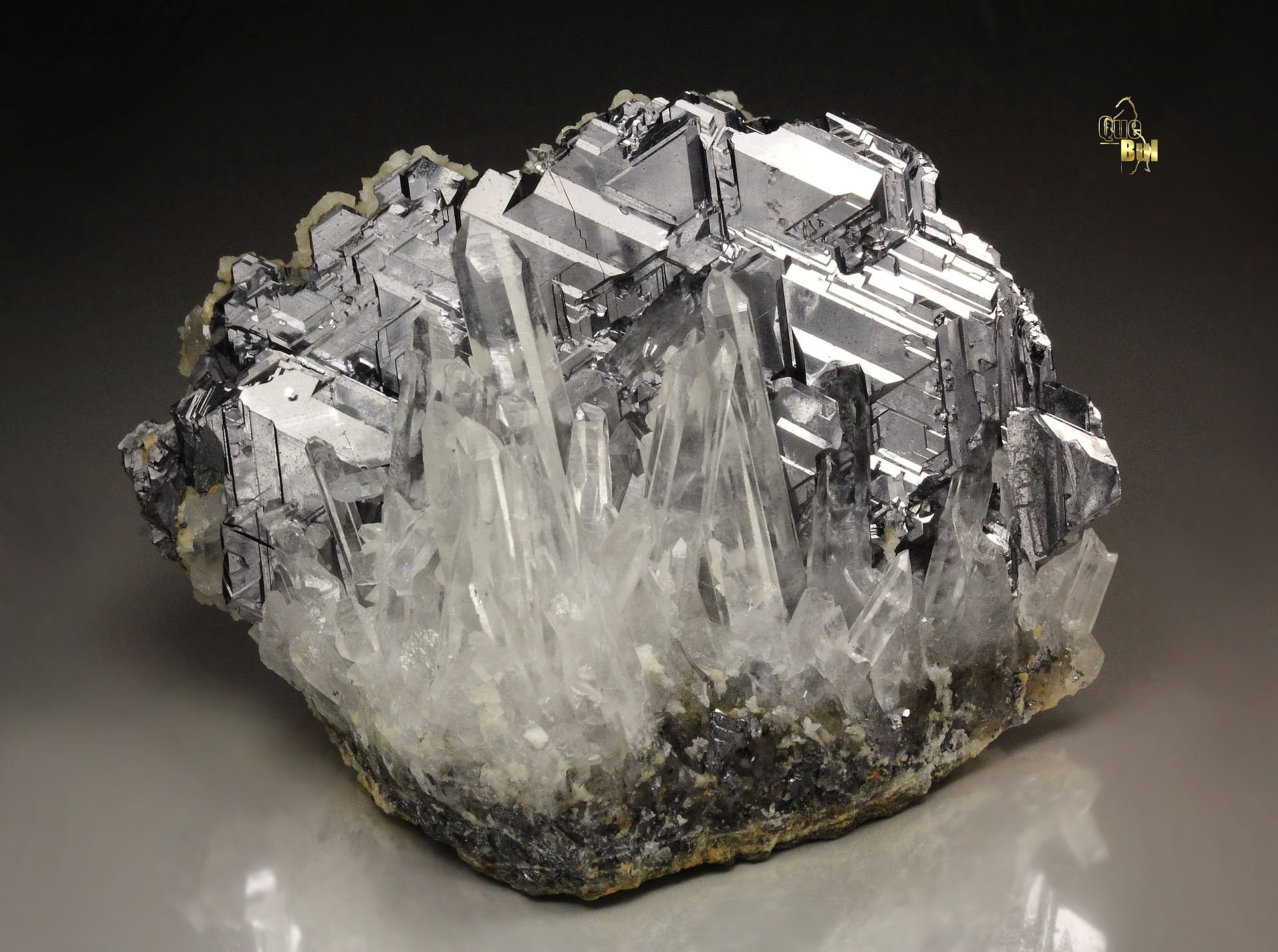 GALENA - SPINEL LAW TWIN, QUARTZ