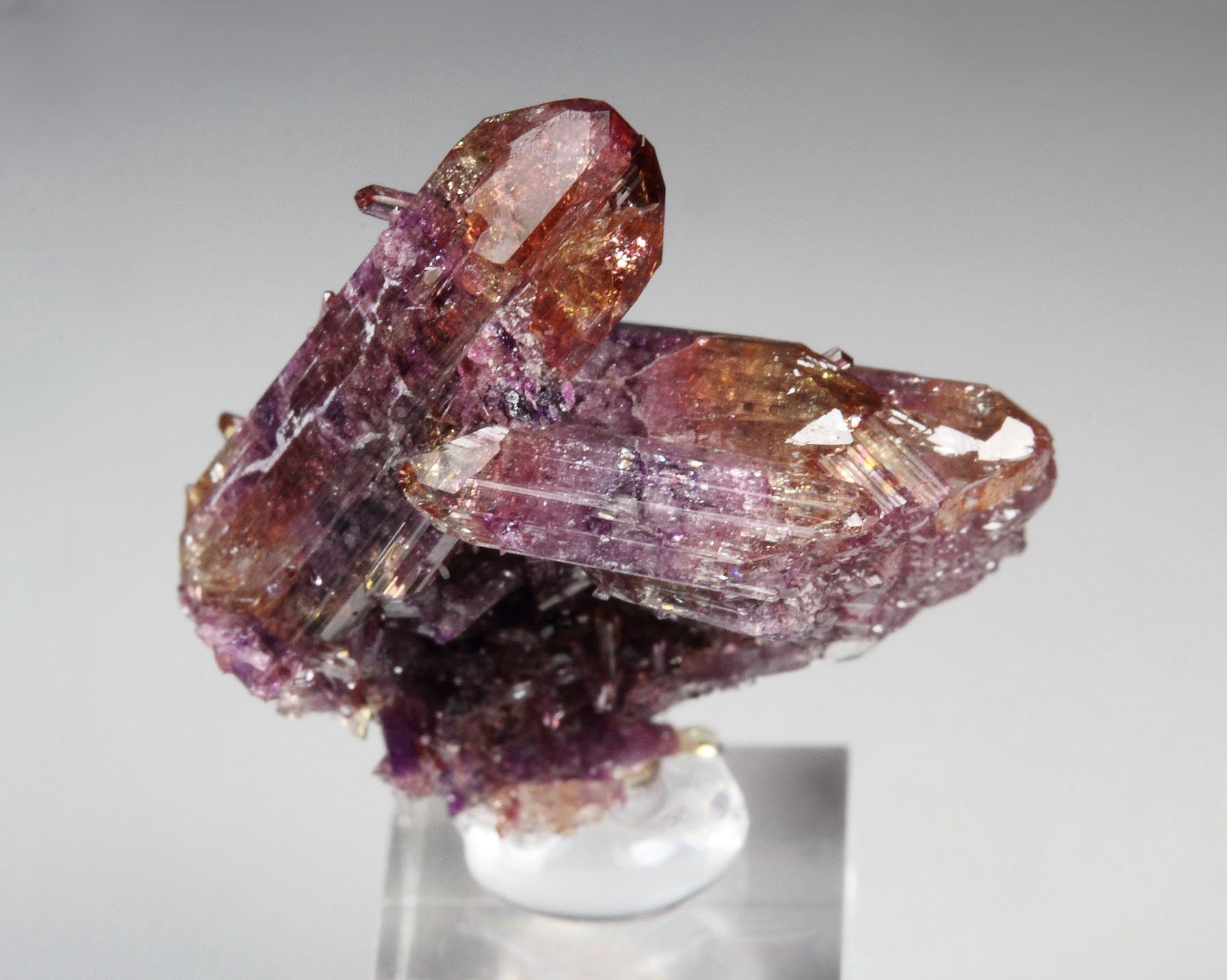 gemmy bi-terminated VESUVIANITE multicolor