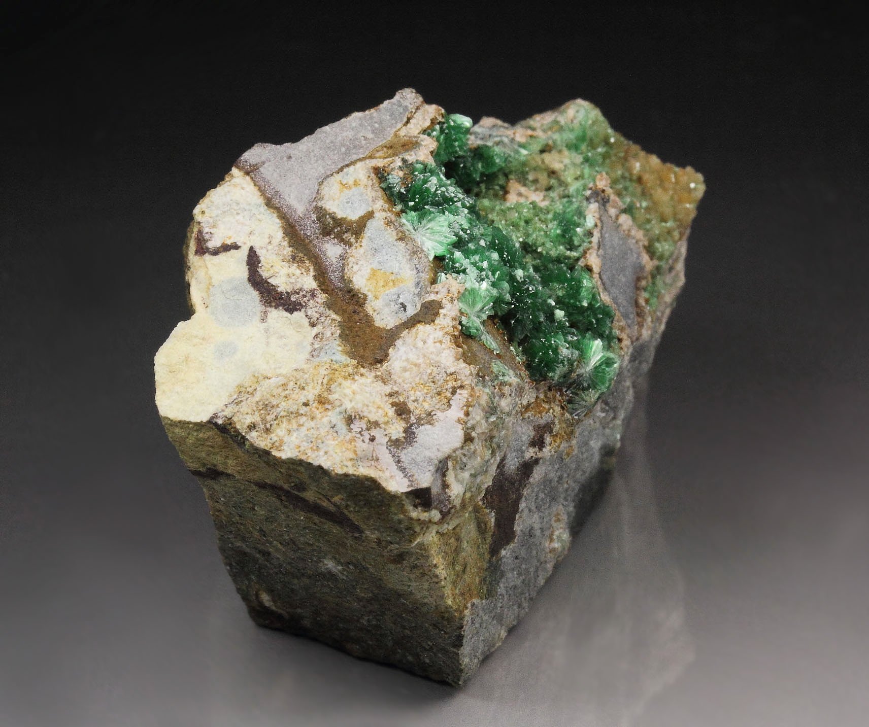 ANNABERGITE