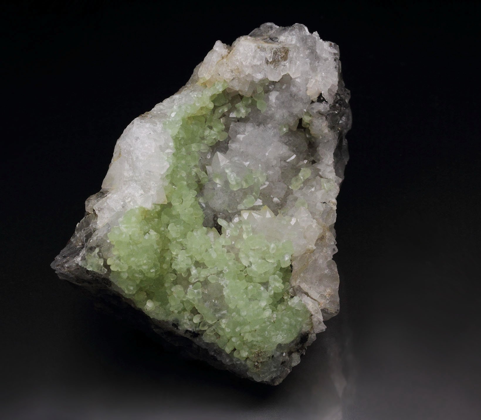 SMITHSONITE, QUARTZ, FLUORITE