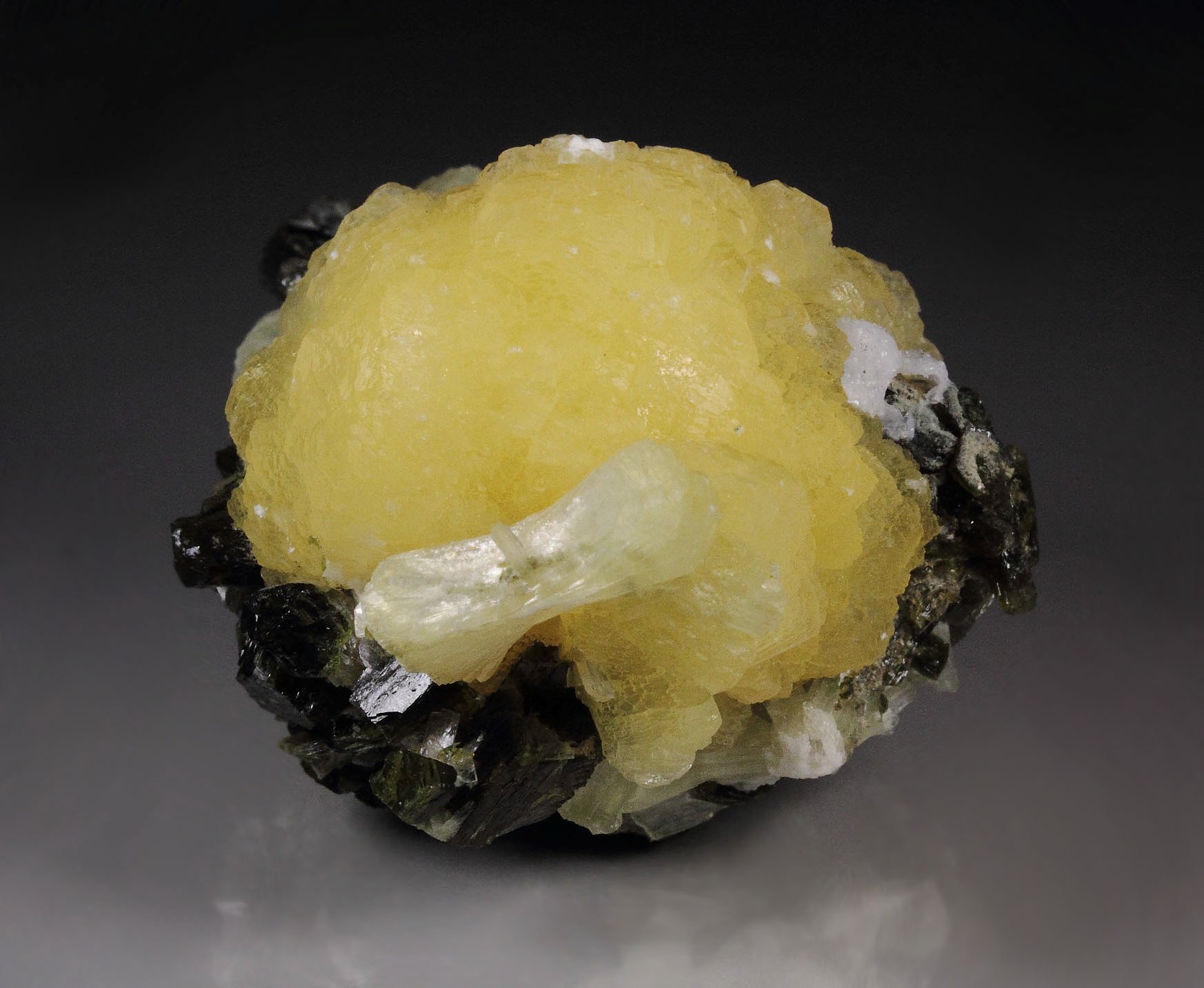 STILBITE-STELLERITE series, PREHNITE