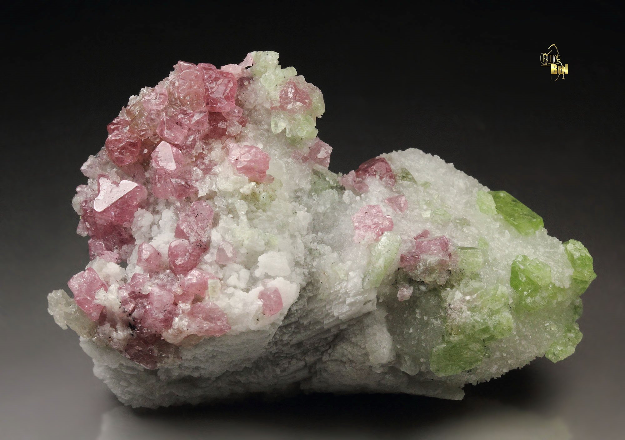 gem SPINEL, gem PARGASITE