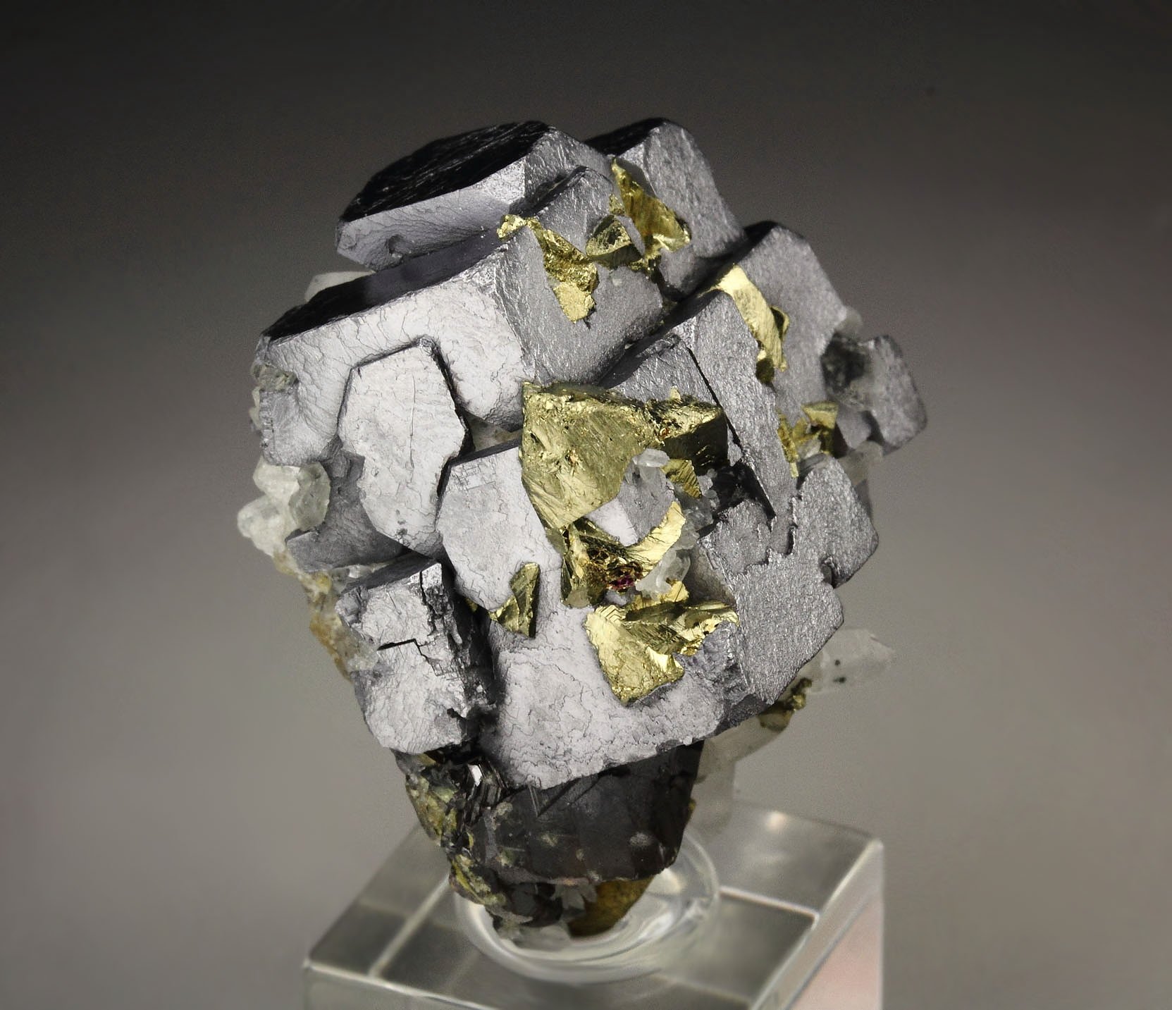 GALENA, CHALCOPYRITE, SPHALERITE, QUARTZ