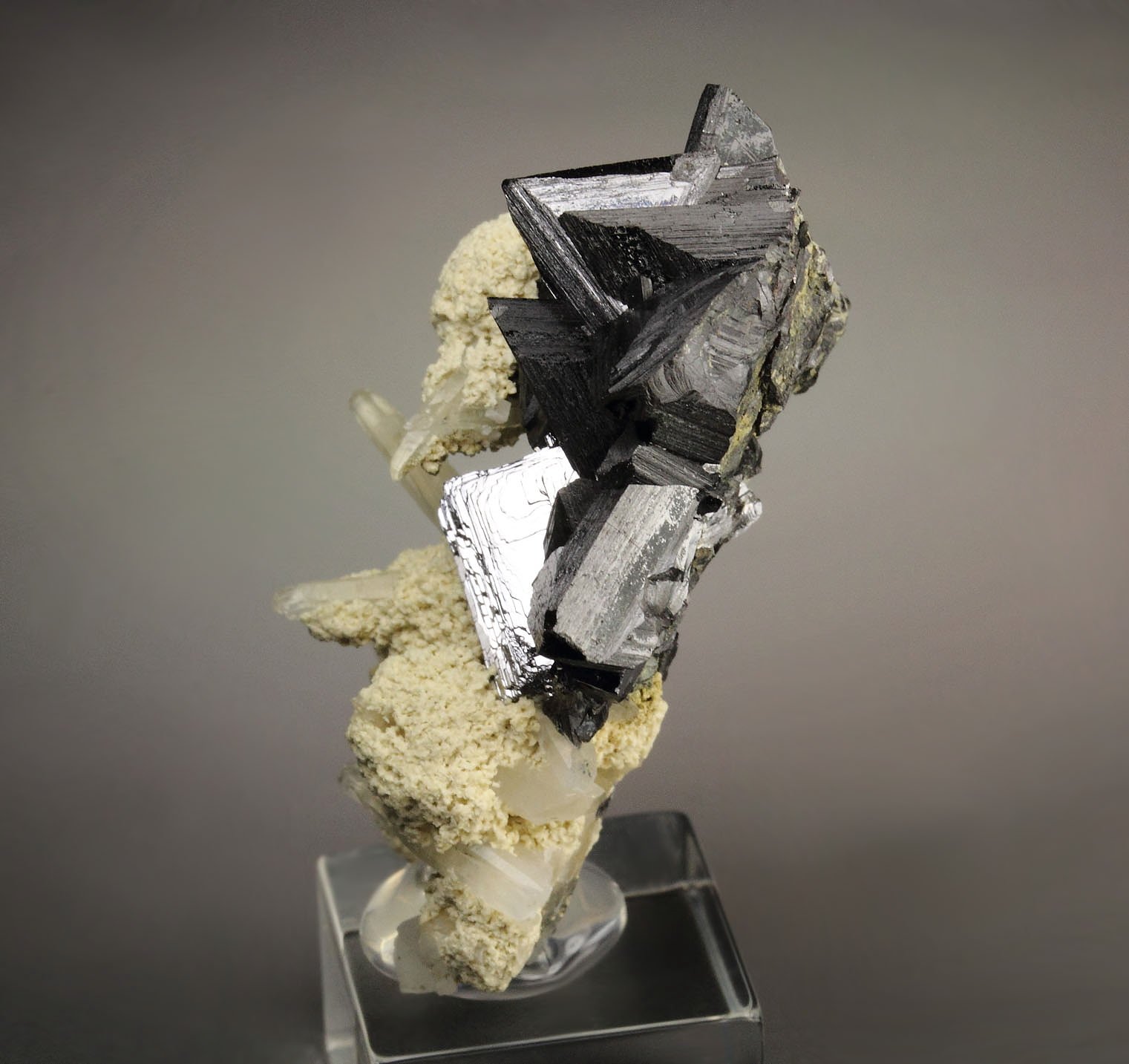 SPHALERITE, GALENA, QUARTZ, CALCITE