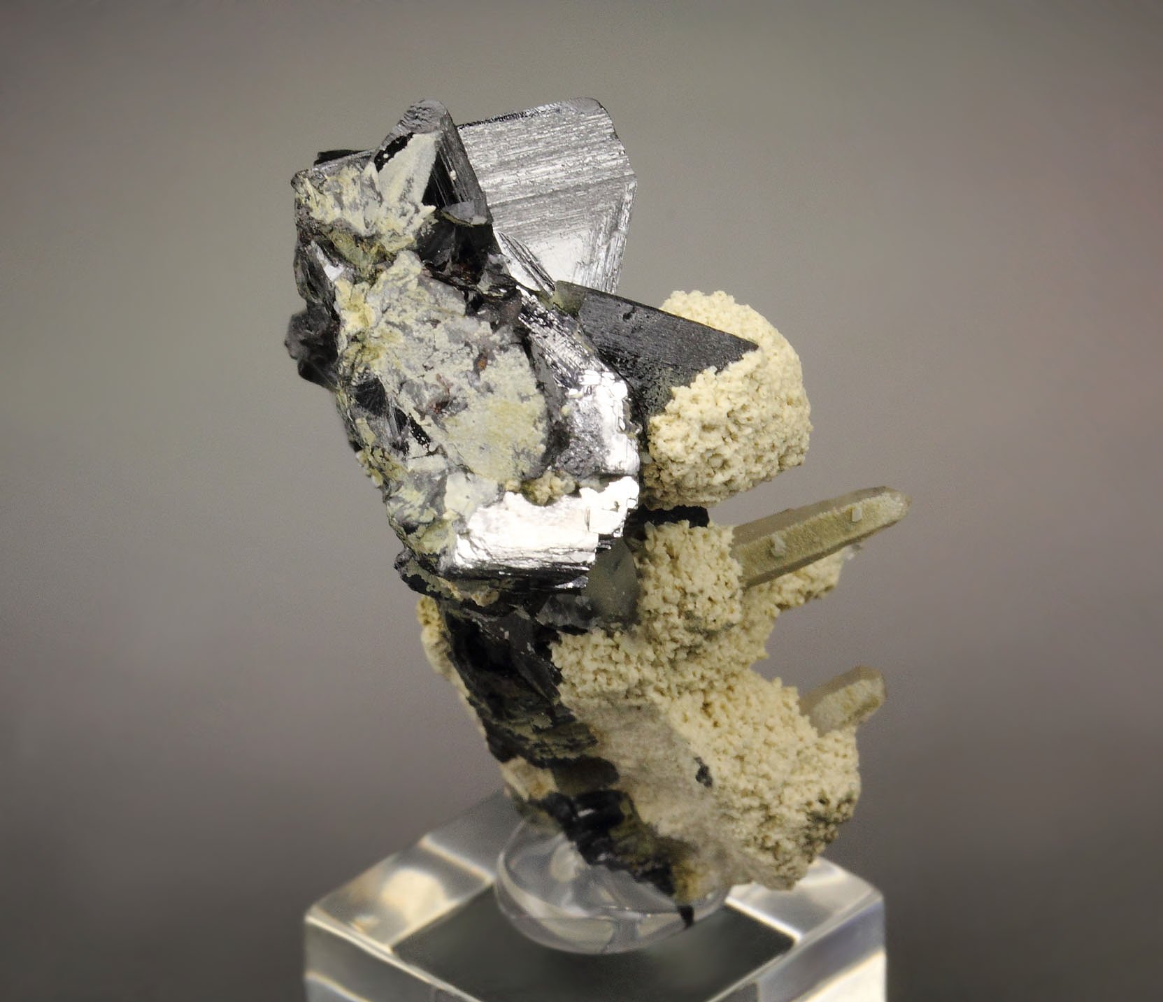 SPHALERITE, GALENA, QUARTZ, CALCITE