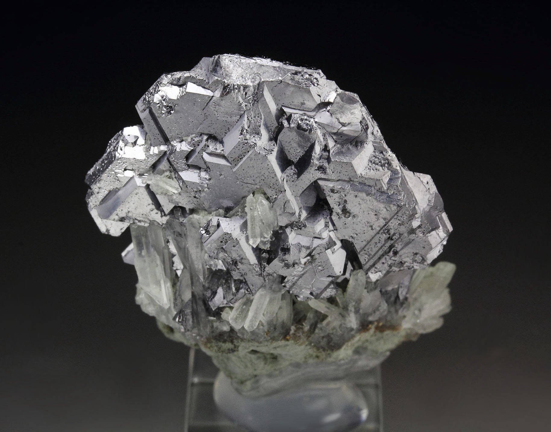 GALENA - SPINEL LAW TWIN, QUARTZ