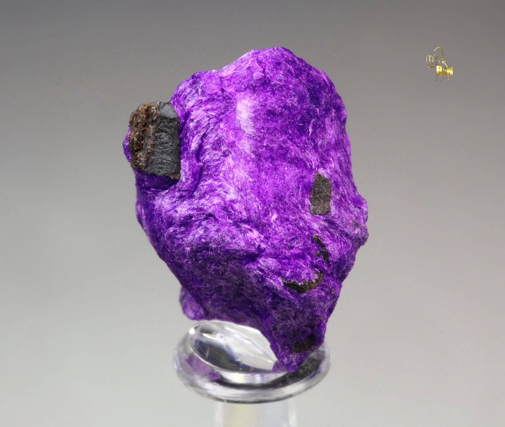 crystallized SUGILITE