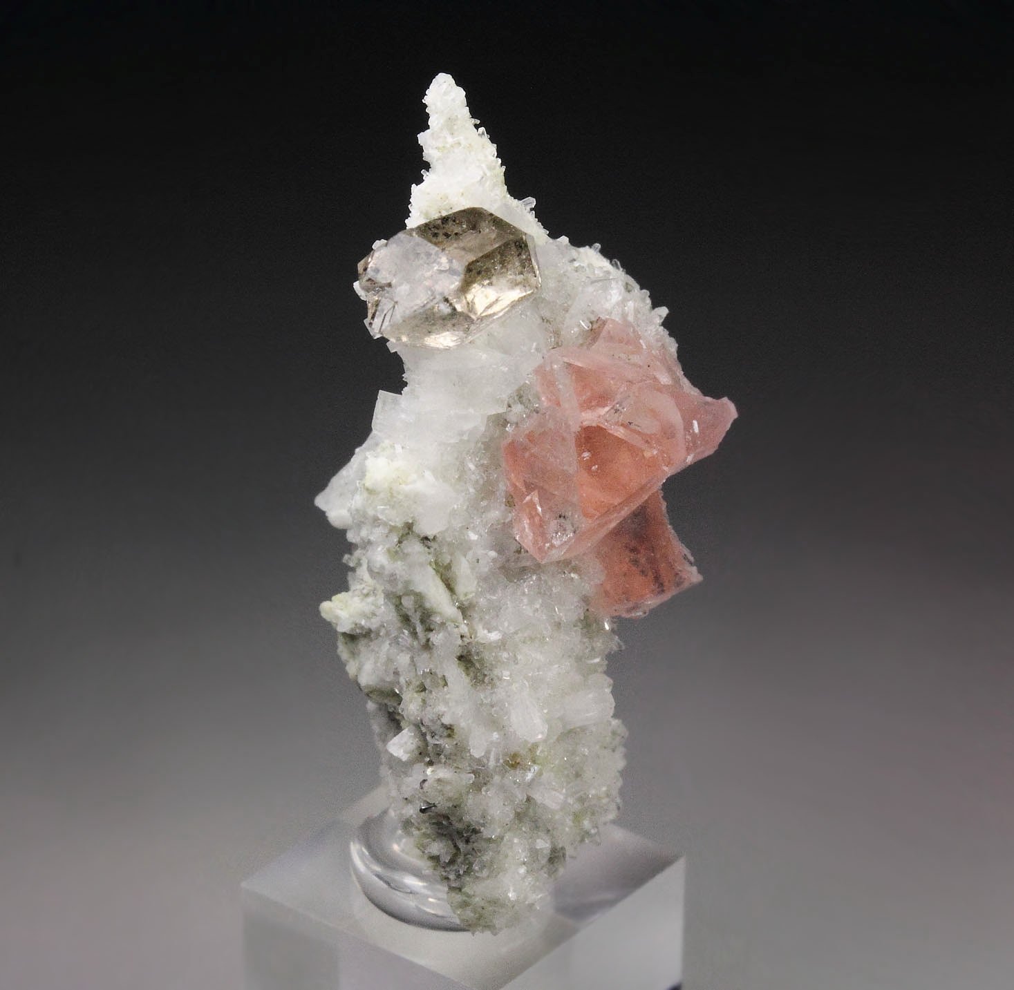 new find - pink FLUORITE, QUARTZ var. SMOKY