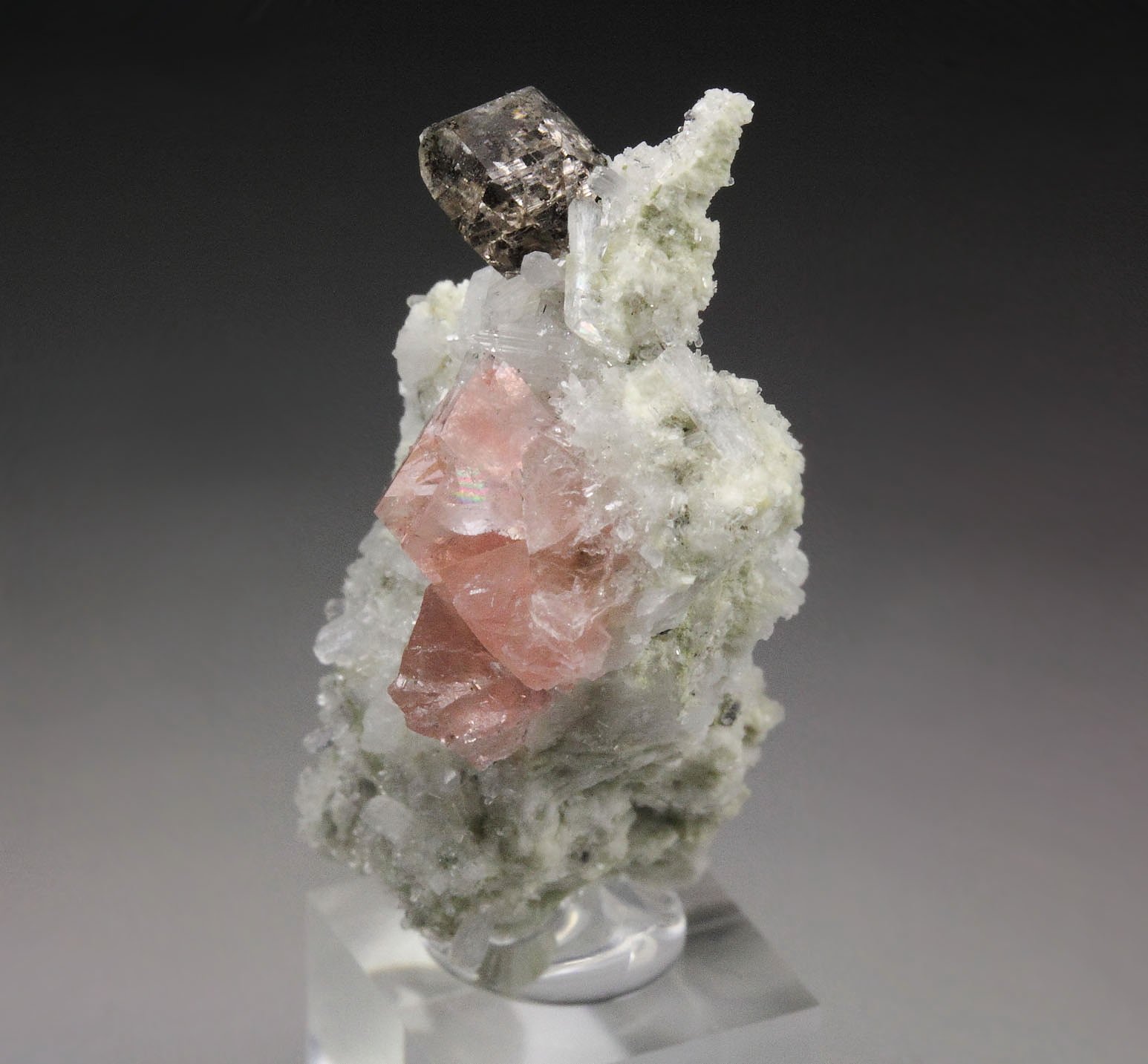 new find - pink FLUORITE, QUARTZ var. SMOKY