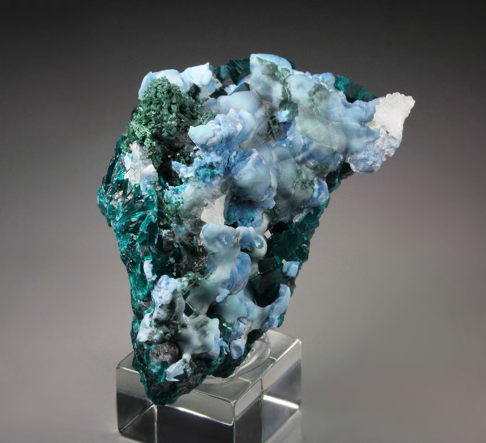 SHATTUCKITE, DIOPTASE, MALACHITE, CALCITE