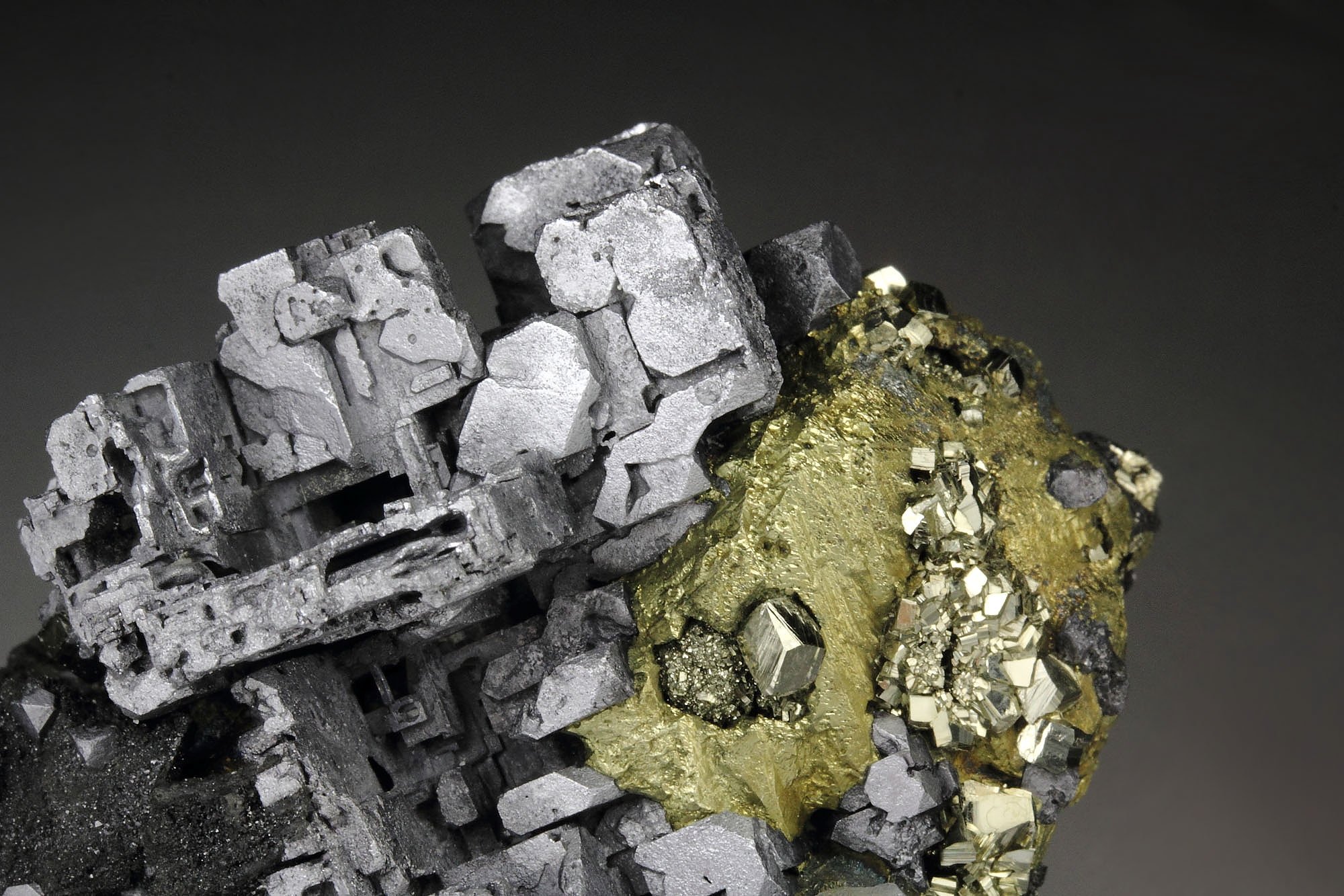 skeletal GALENA, CHALCOPYRITE, SPHALERITE, PYRITE