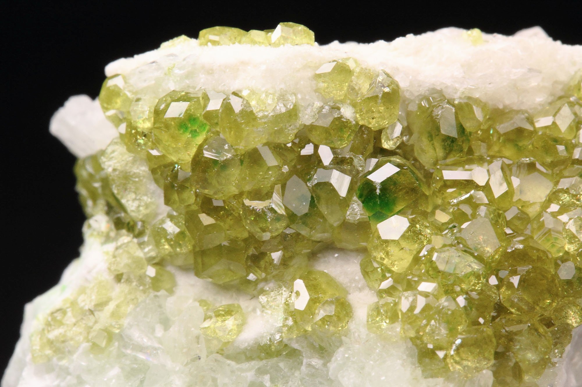 gem GARNET var. ANDRADITE var. TOPAZOLITE