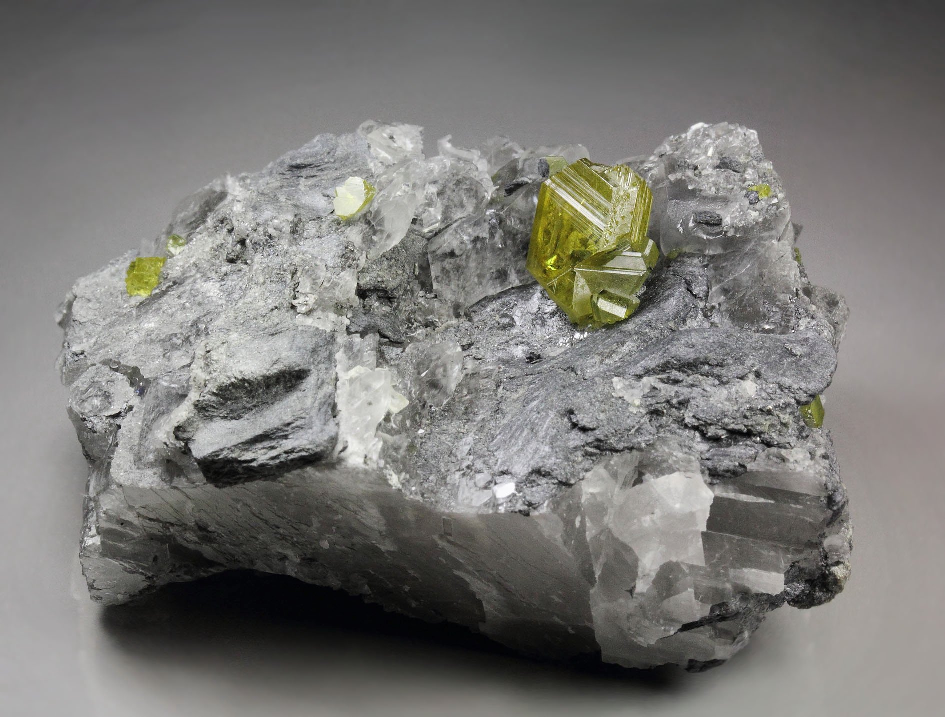 gem SPHALERITE var. CLEIOPHANE twinned