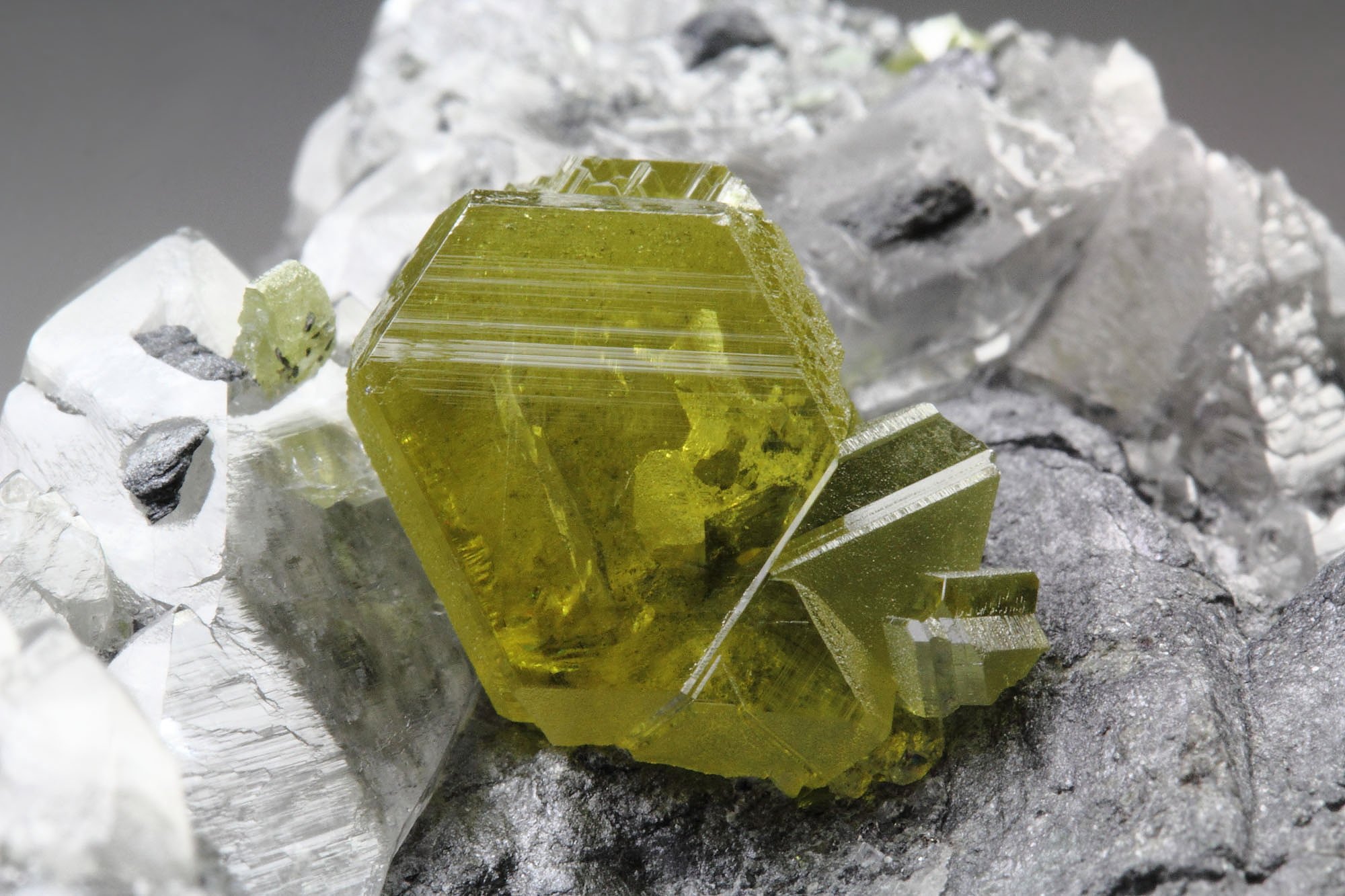 gem SPHALERITE var. CLEIOPHANE twinned