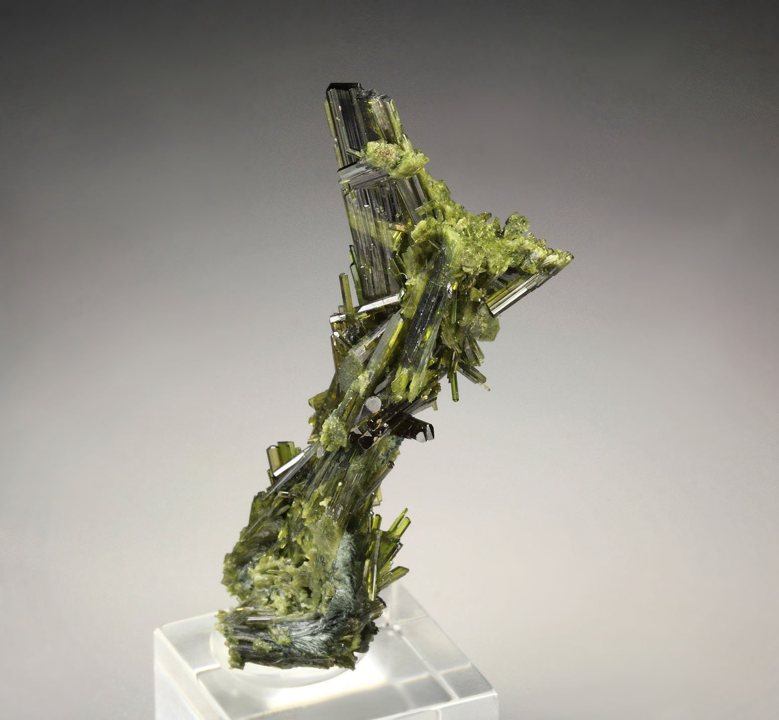 EPIDOTE