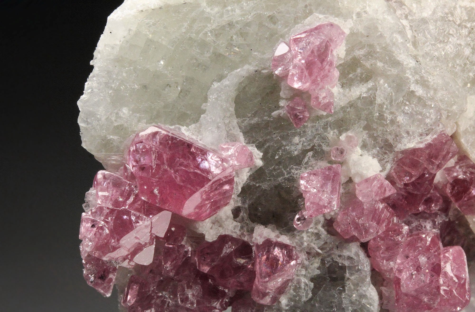 gem SPINEL