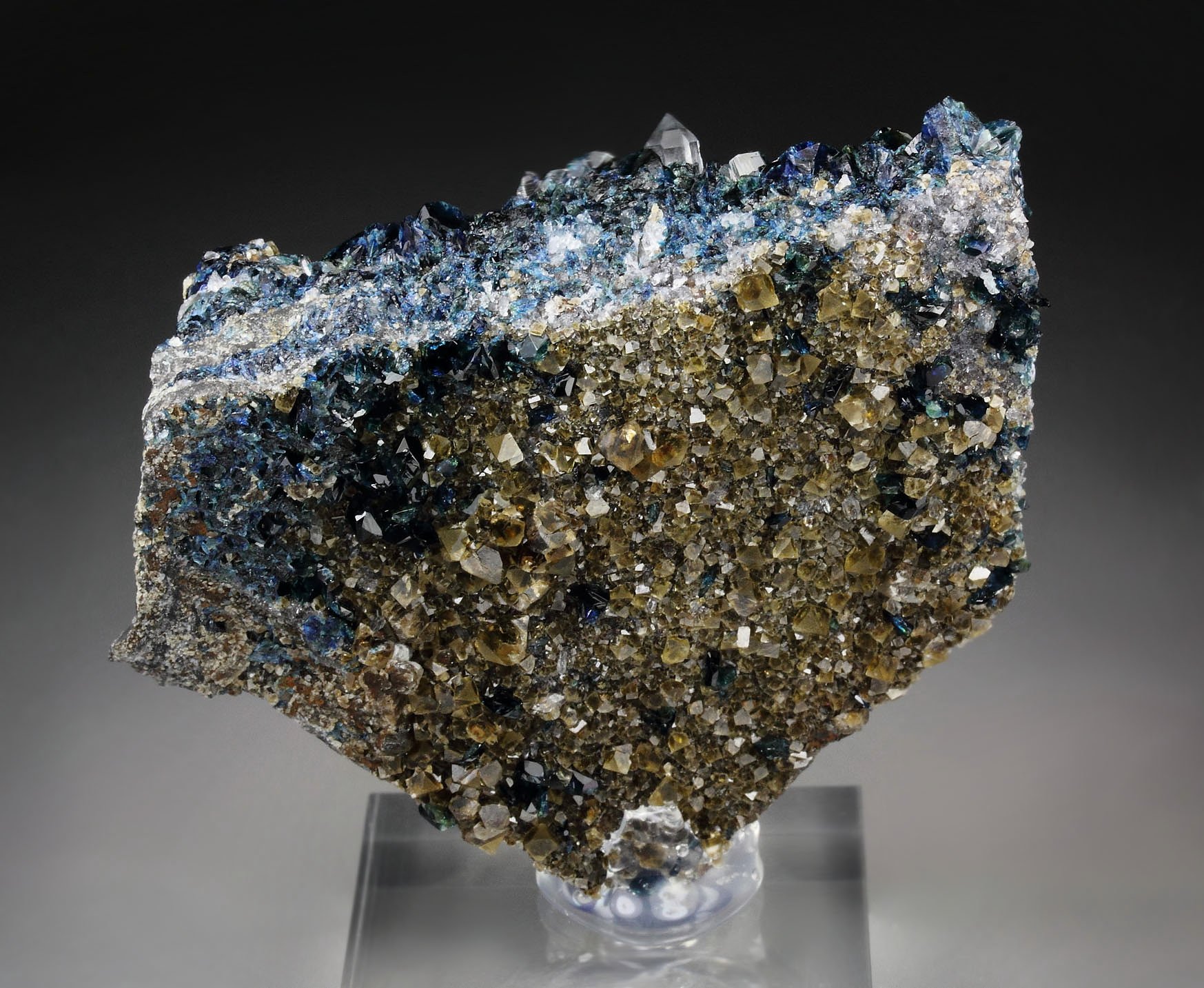 LAZULITE, SIDERITE, QUARTZ