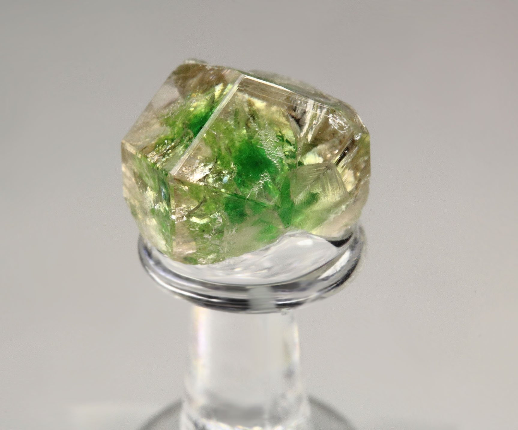 gem GARNET var. GROSSULAR with GREEN CHROMIAN PHANTOM