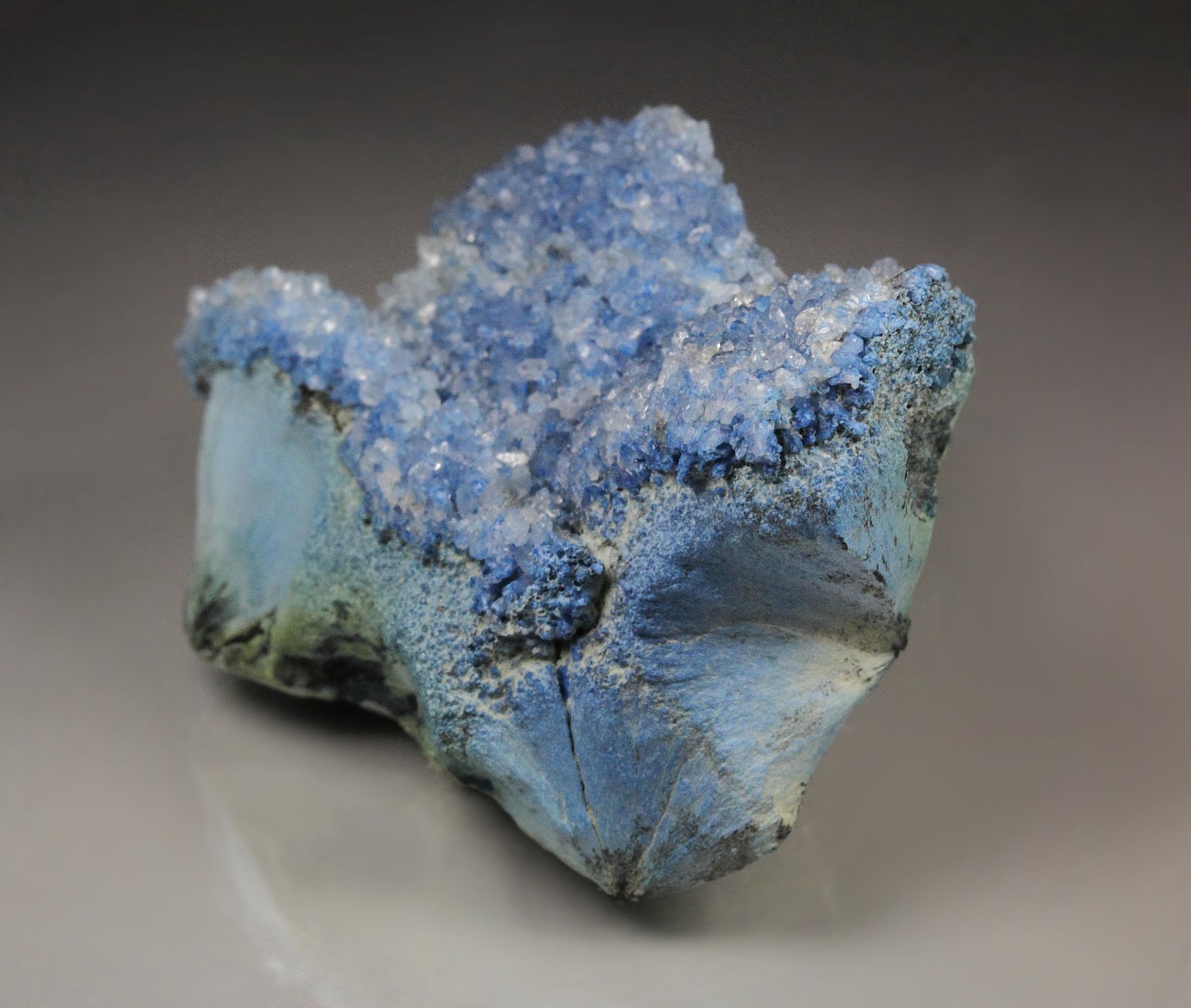 SHATTUCKITE, QUARTZ