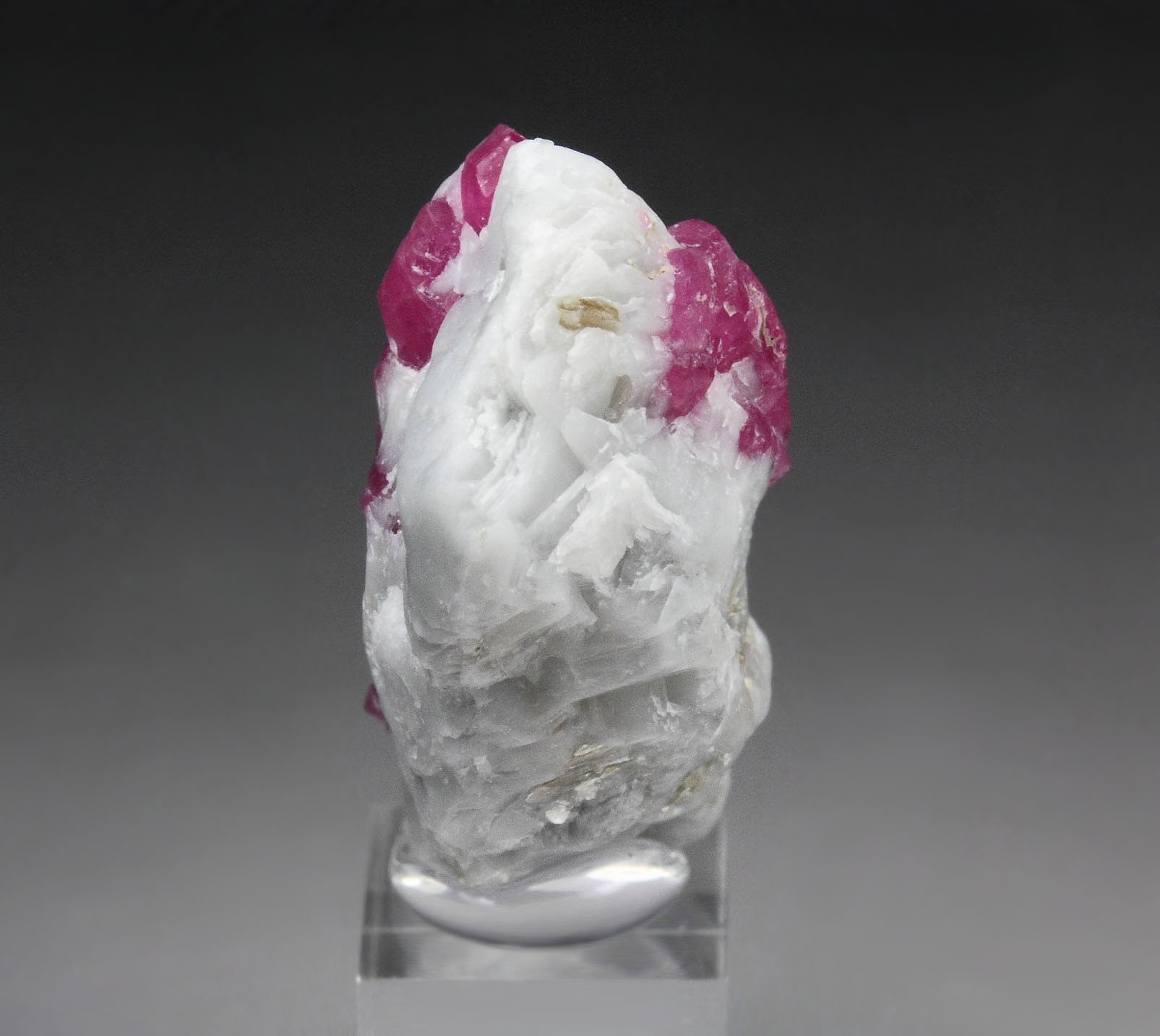 CORUNDUM var. RUBY