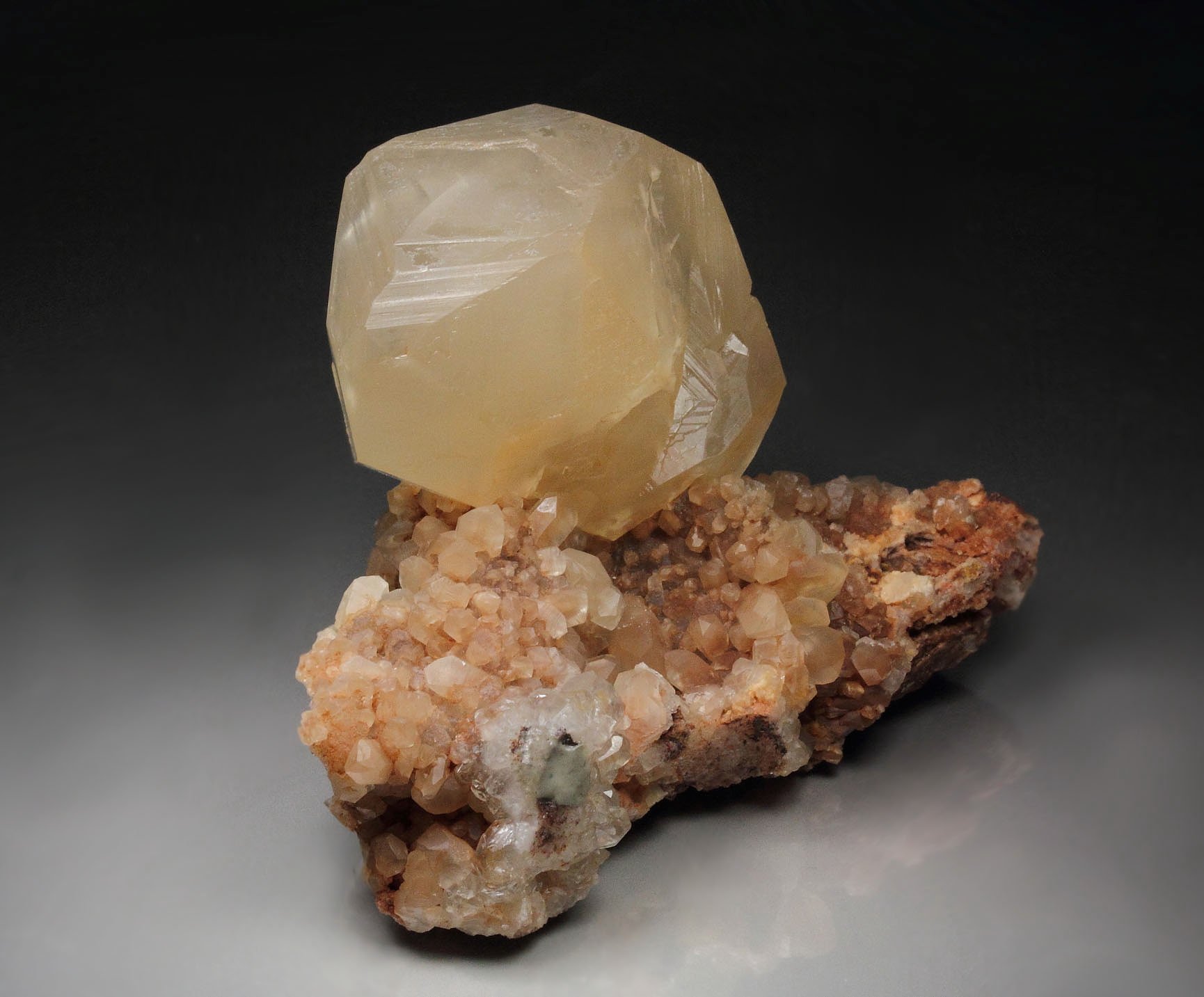 twinned CALCITE