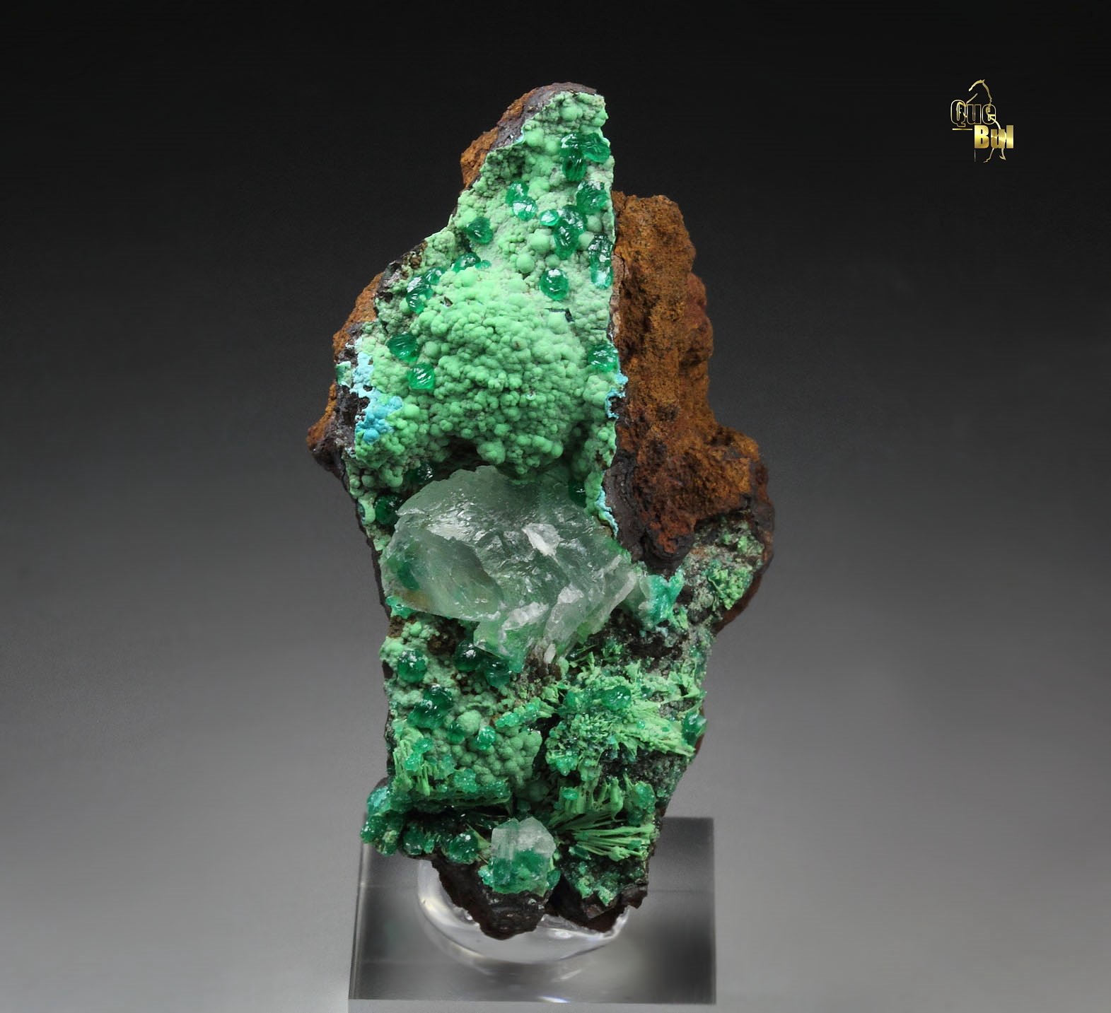 ADAMITE var. CUPRIAN ADAMITE, CONICHALCITE, CALCITE