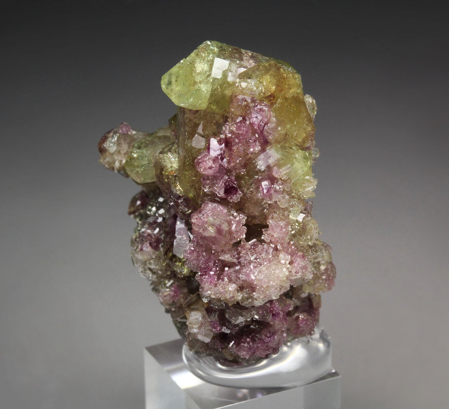 gem bi-terminated VESUVIANITE bi-color, DIOPSIDE