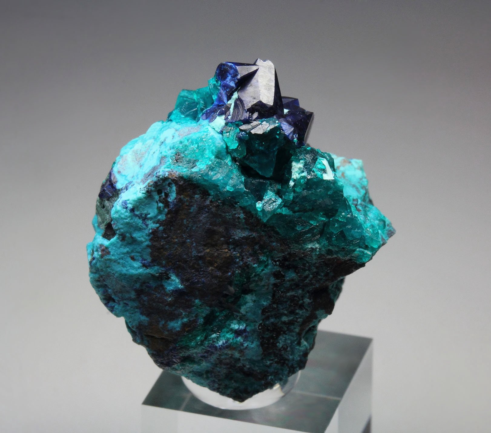 SHATTUCKITE pseudomorph after DIOPTASE after CALCITE, DIOPTASE