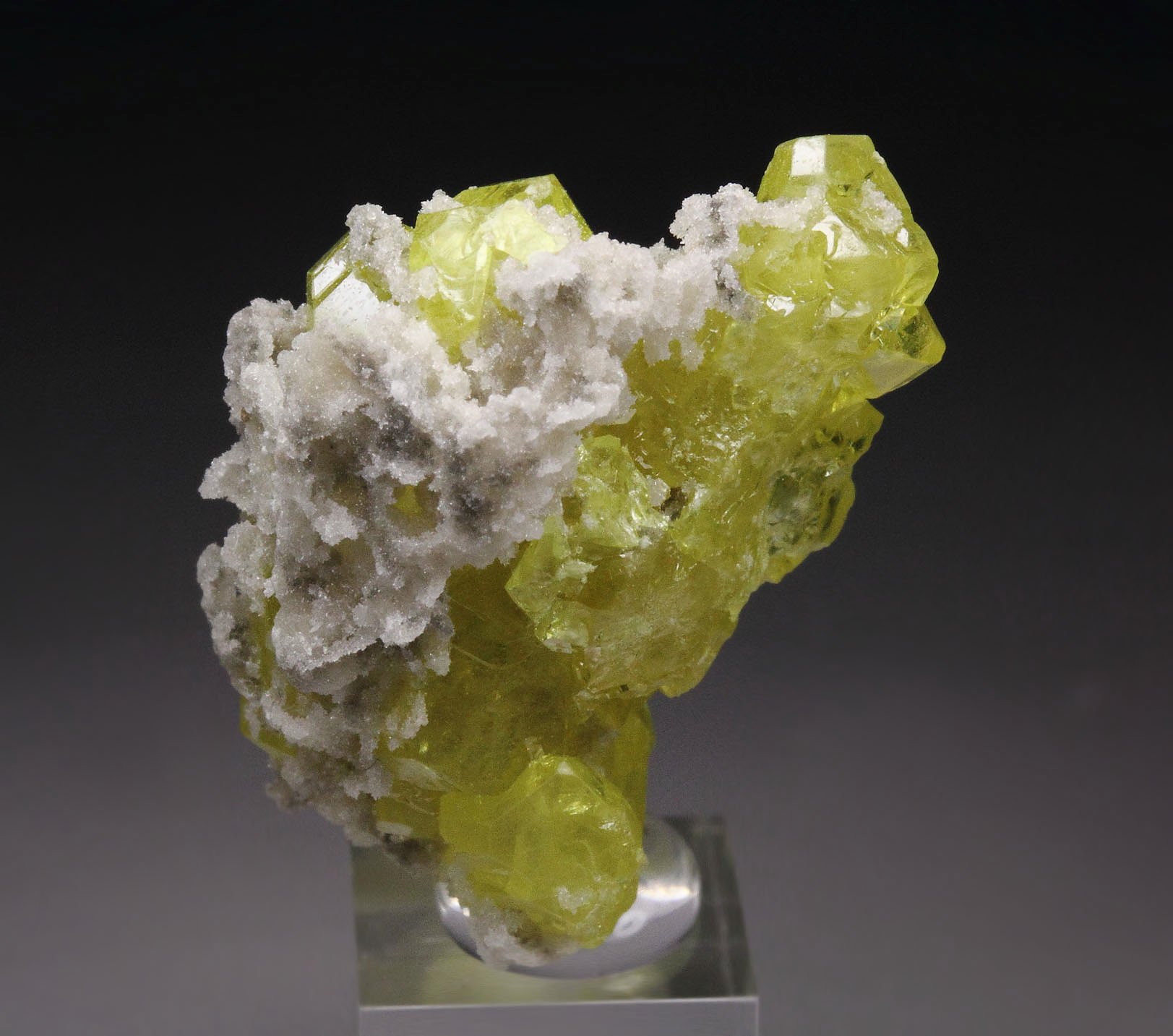 SULPHUR, ARAGONITE