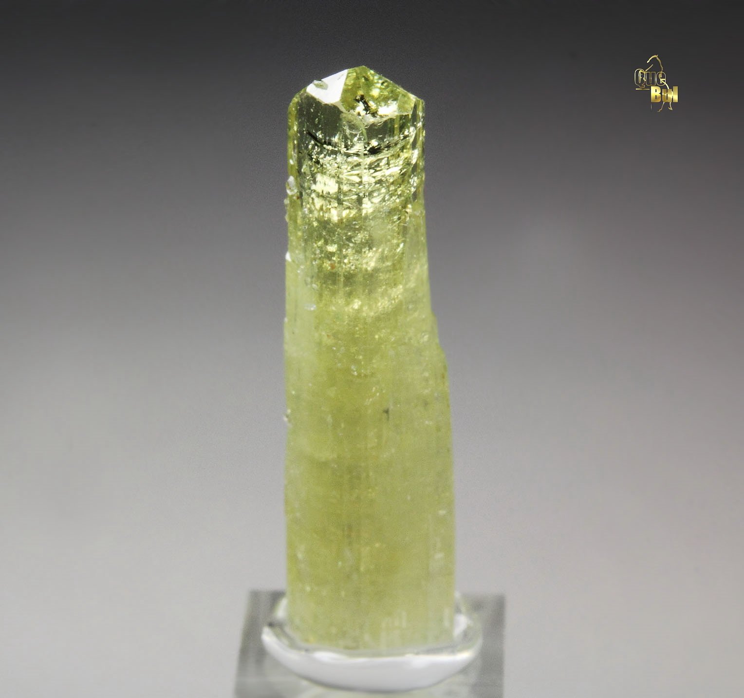 gem VESUVIANITE