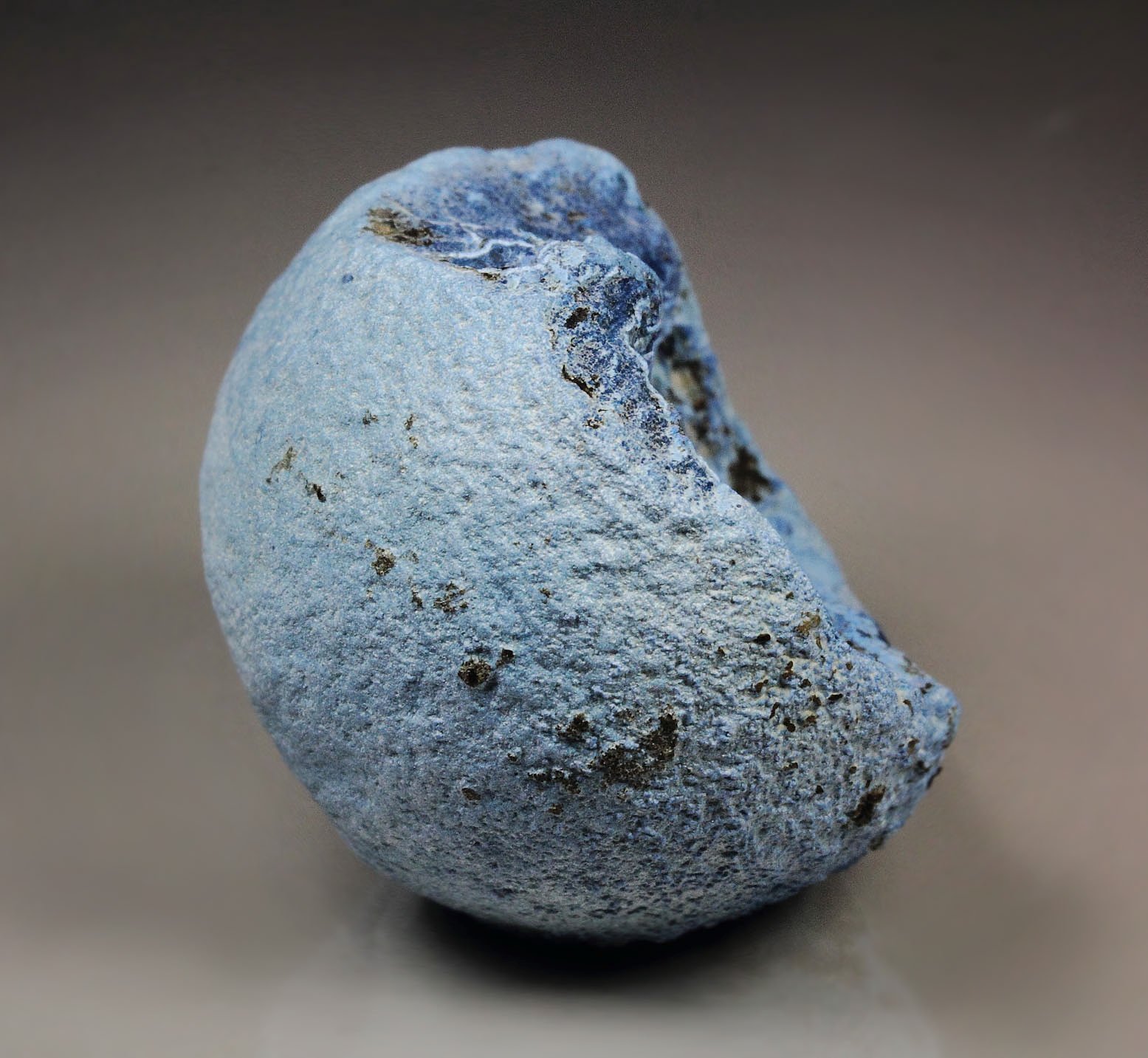 SHATTUCKITE floater