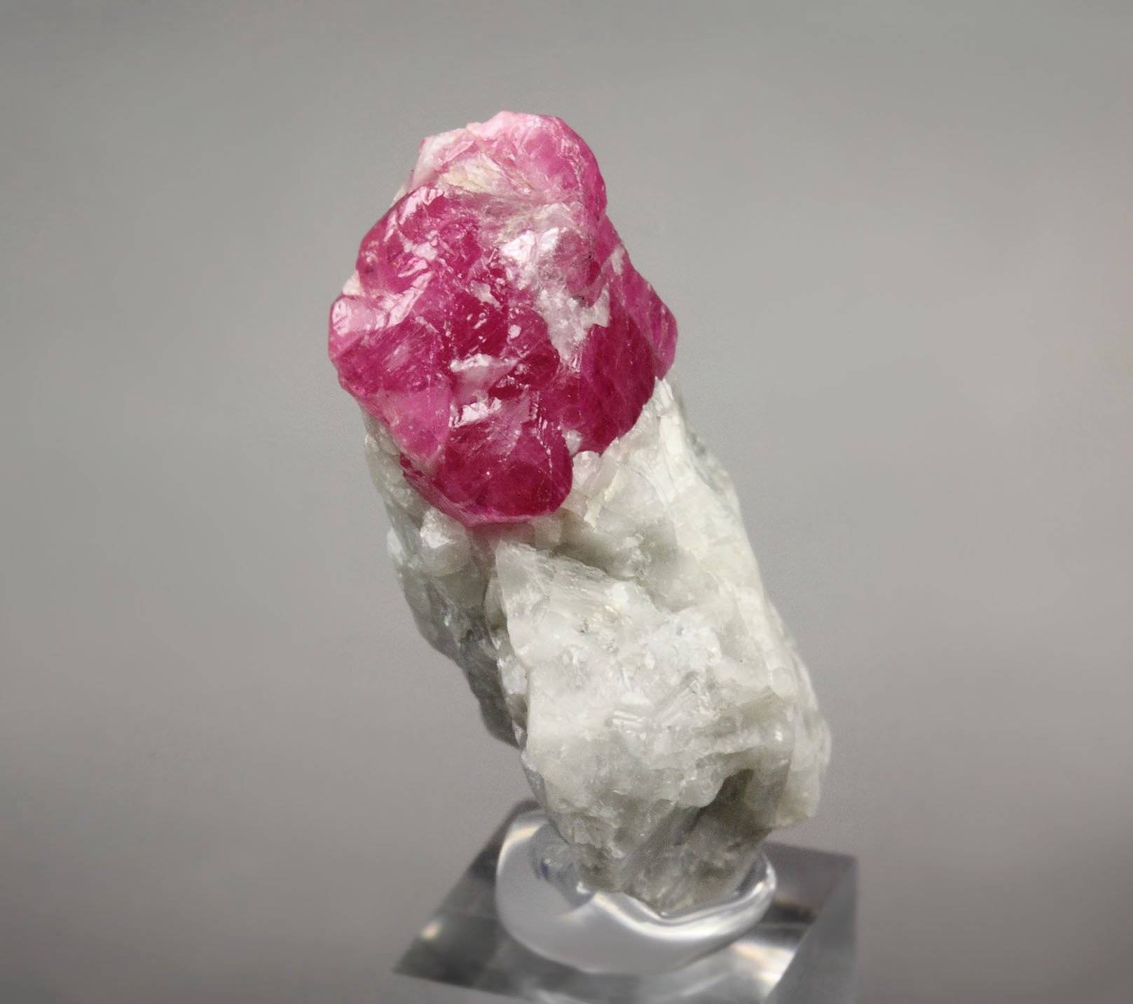 CORUNDUM var. RUBY