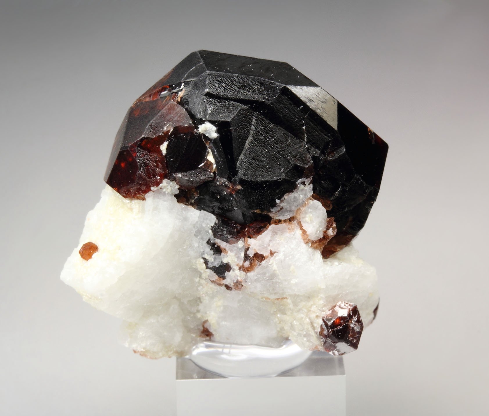 GARNET var. SPESSARTINE