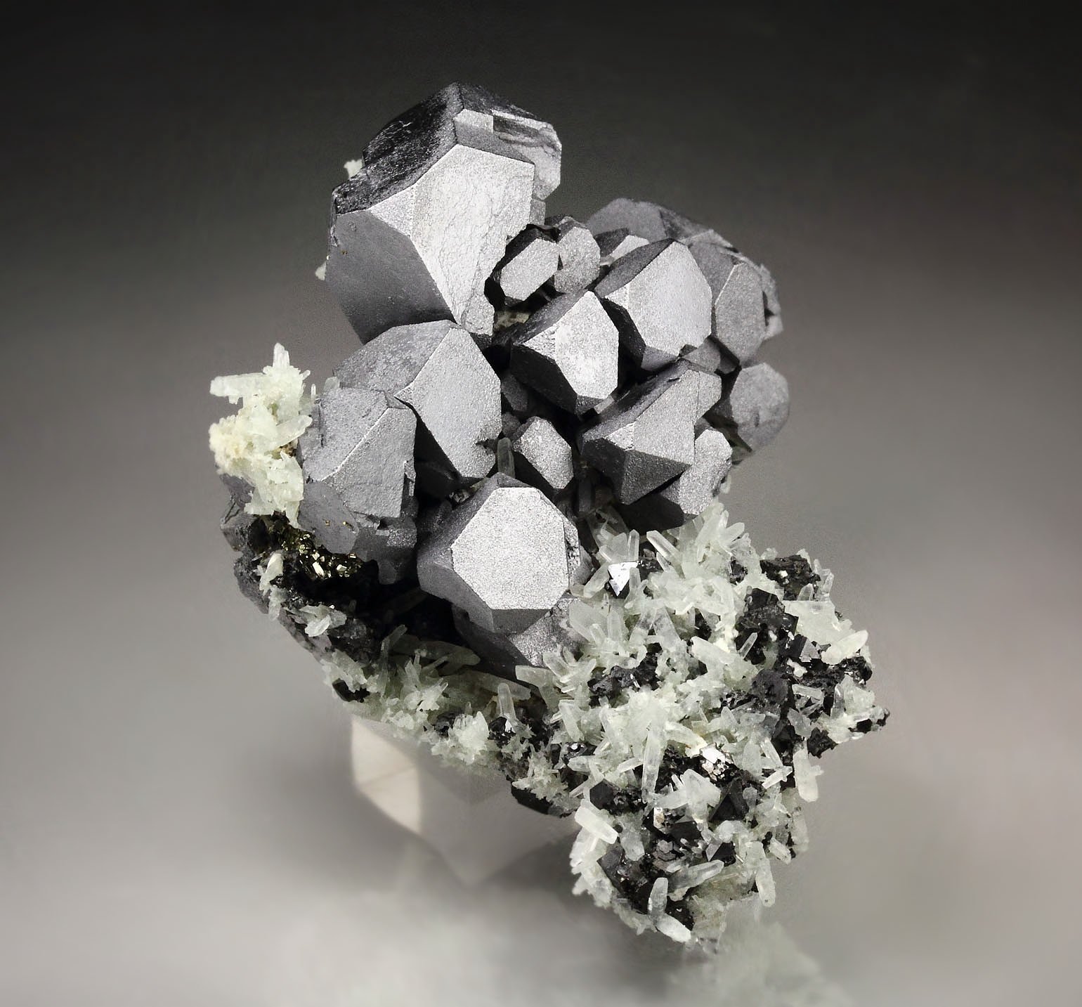 skeletal GALENA, SPHALERITE, QUARTZ, PYRITE