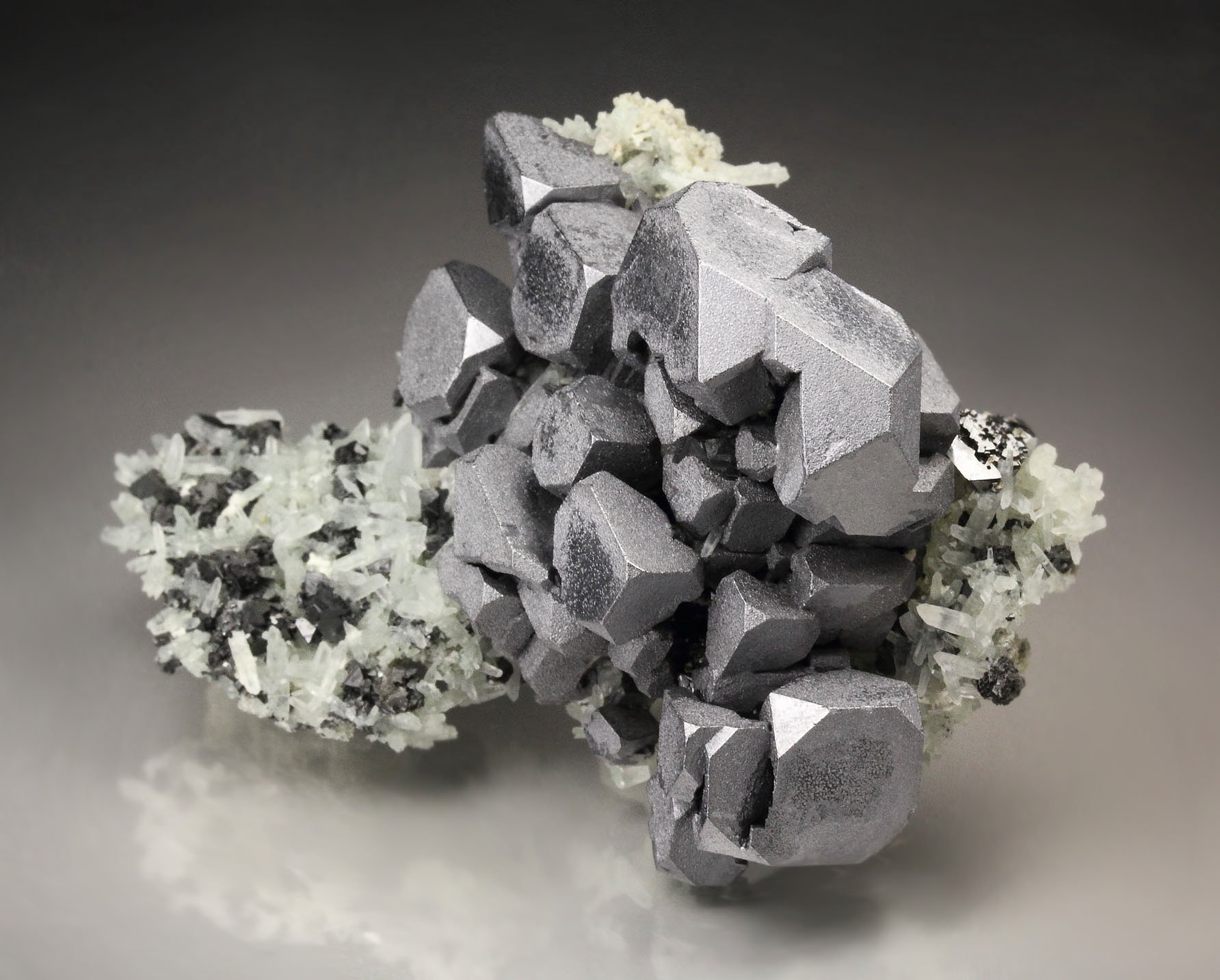 skeletal GALENA, SPHALERITE, QUARTZ, PYRITE