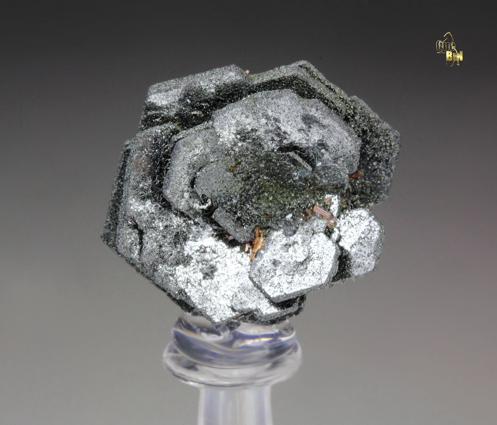 HEMATITE var. IRON ROSE, RUTILE